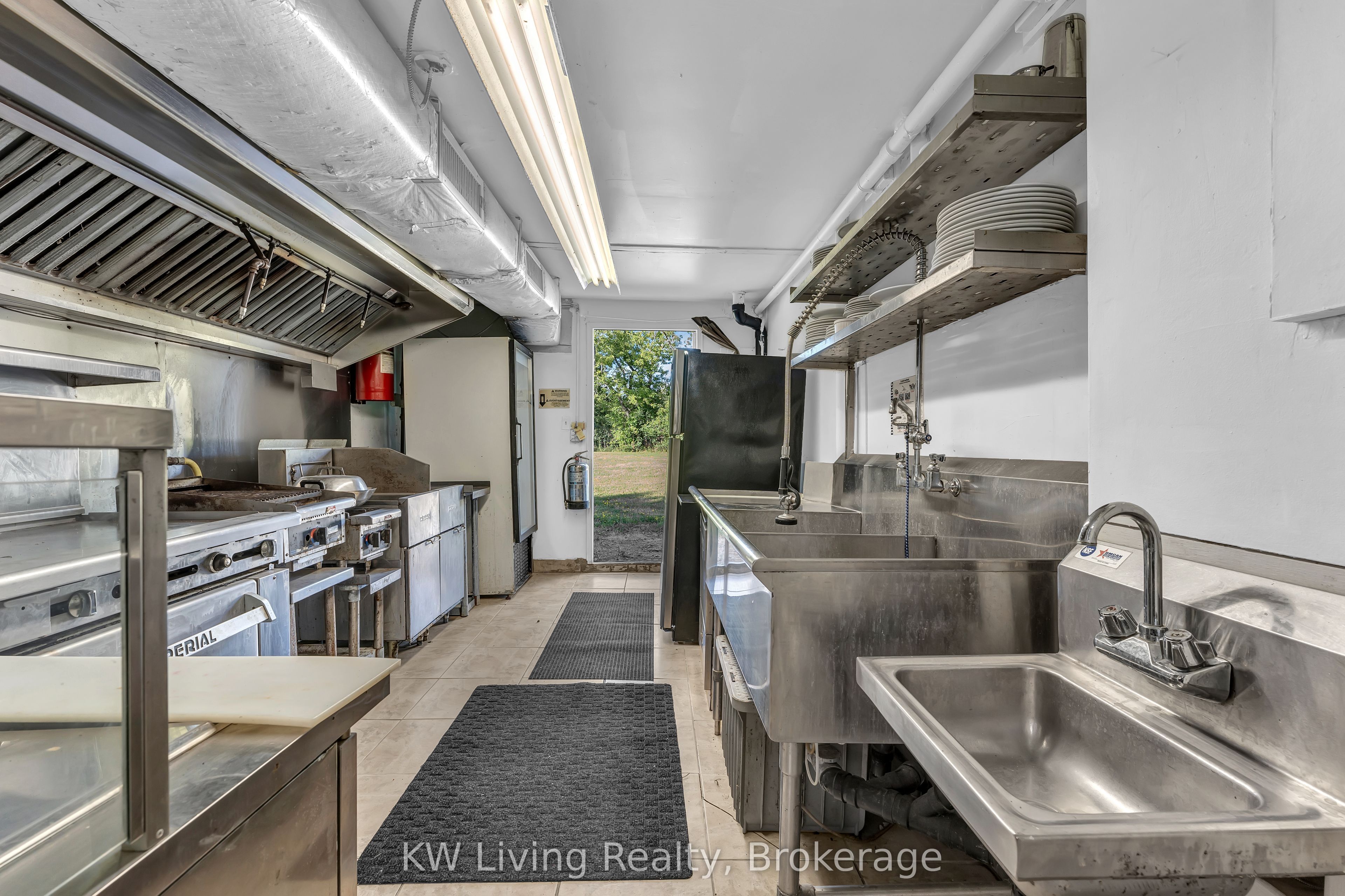 2030 Kirkfield Road Property Photo 25