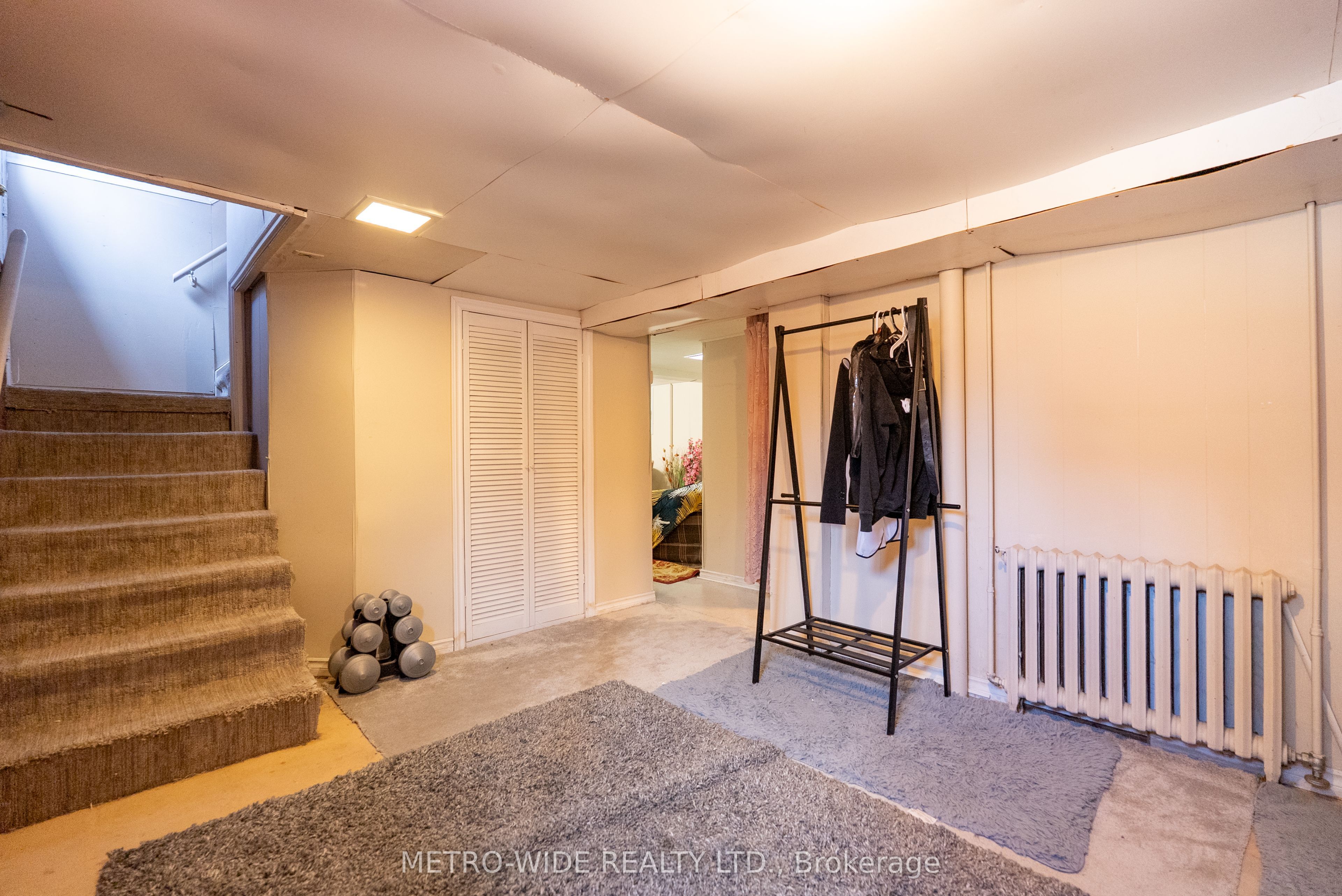 476 First Avenue E Property Photo 15