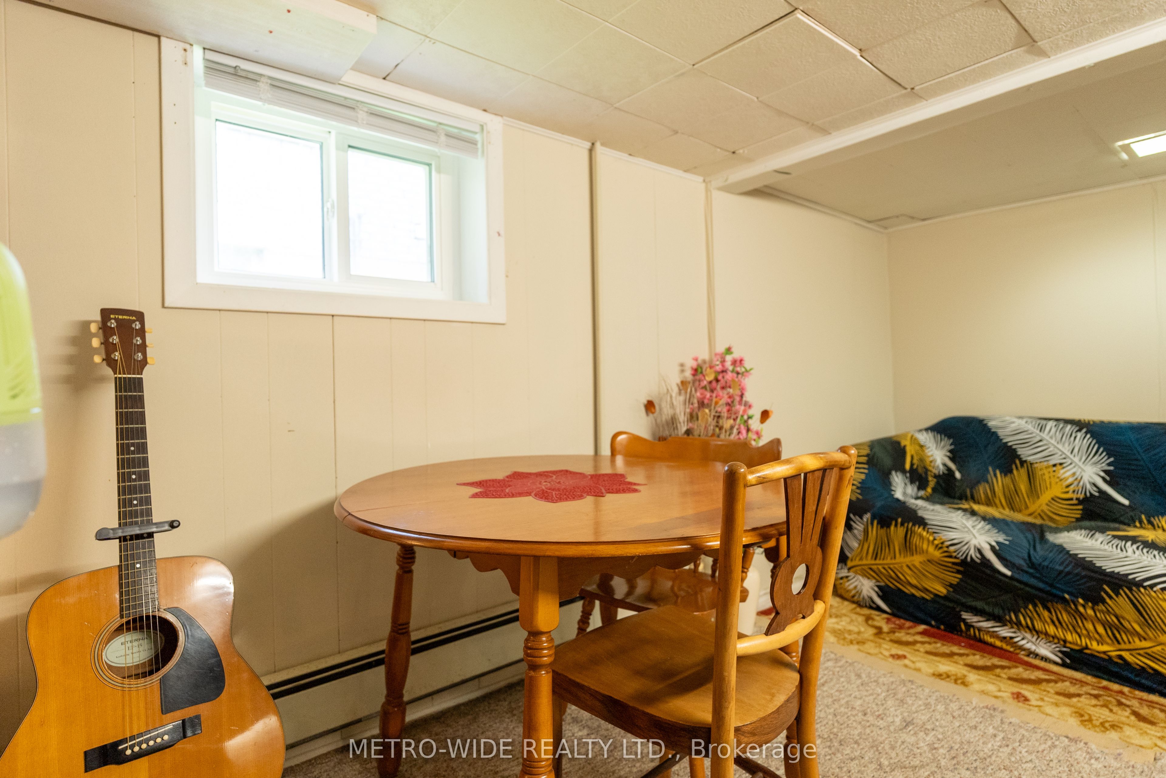 476 First Avenue E Property Photo 22