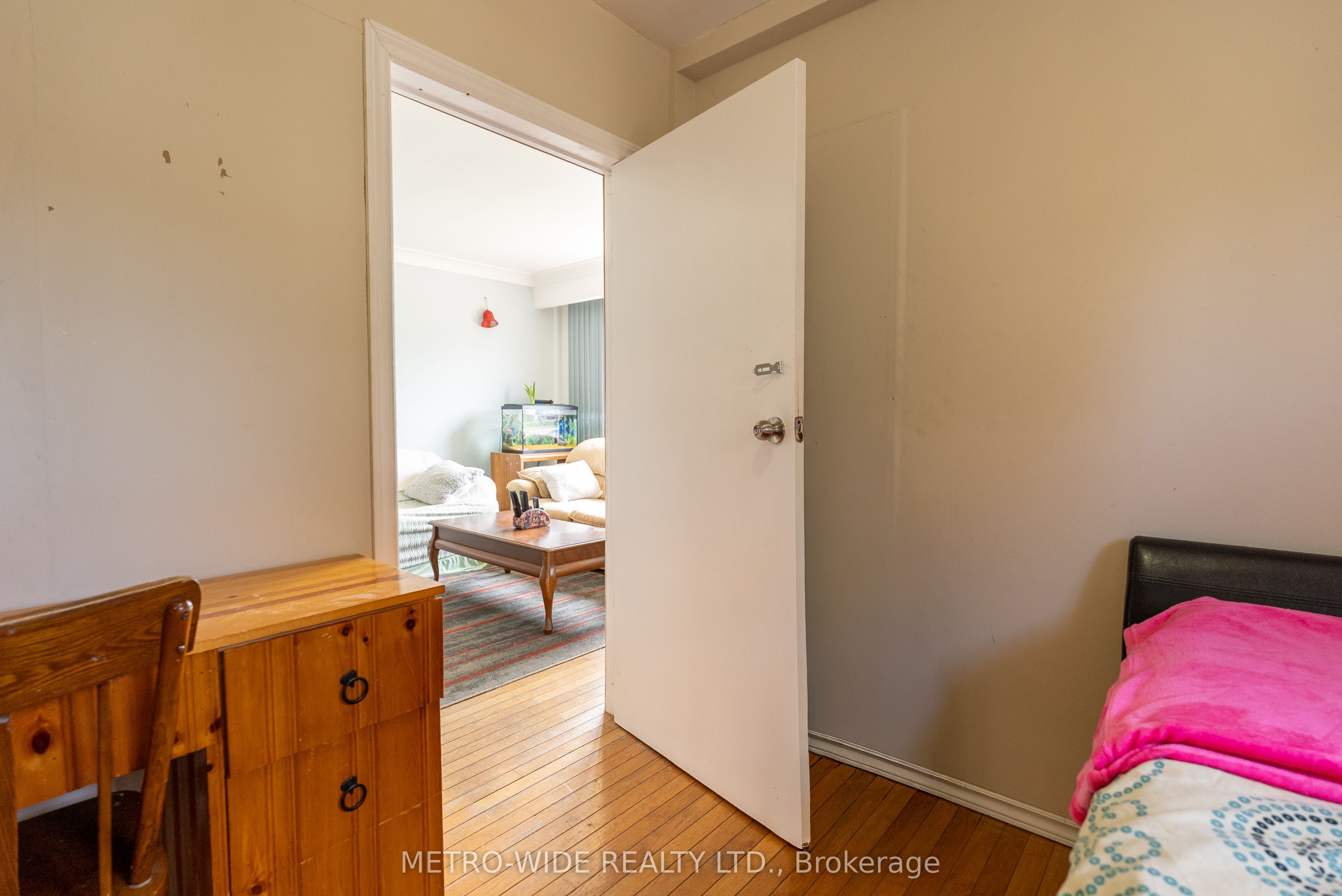 476 First Avenue E Property Photo 37