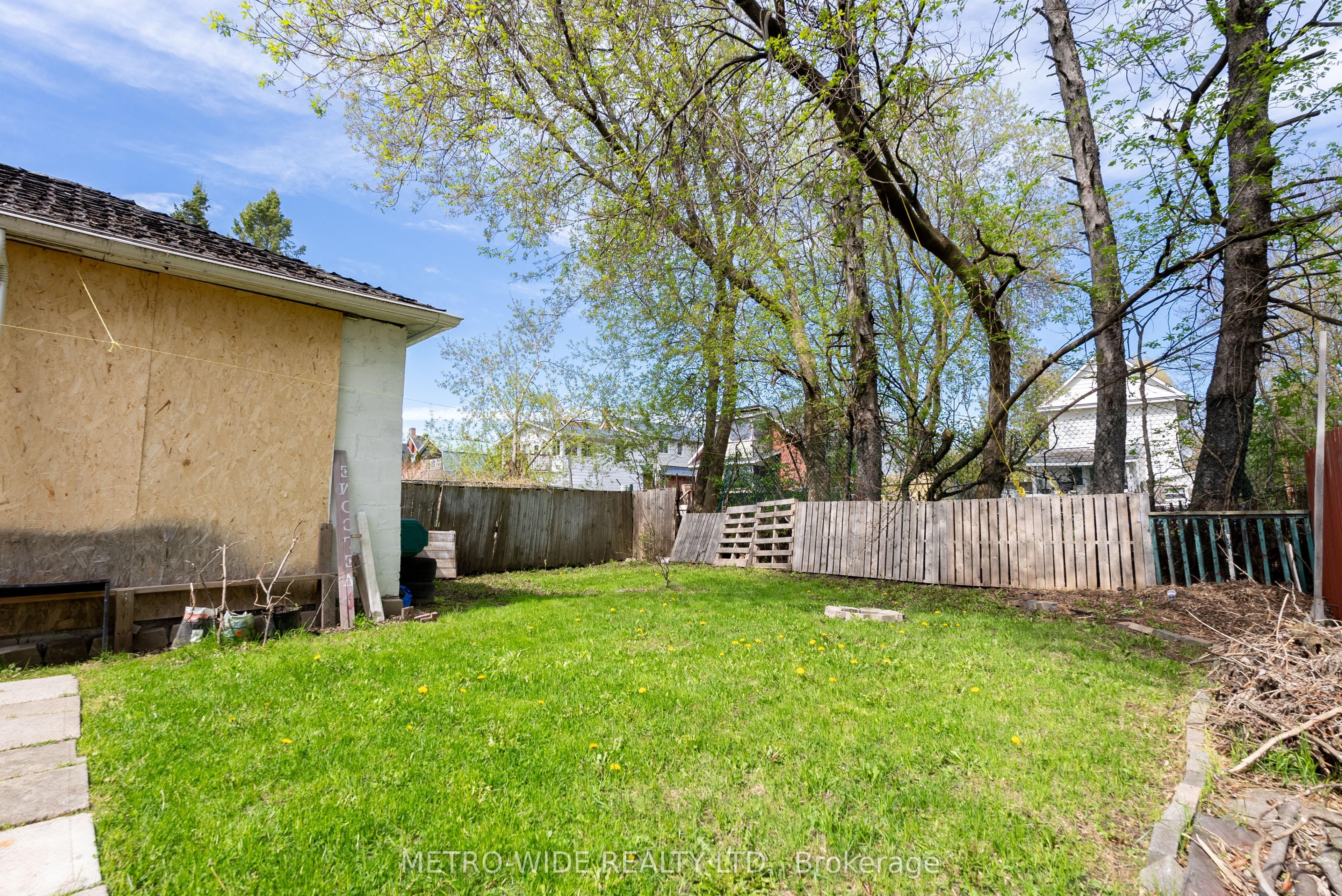 476 First Avenue E Property Photo 46