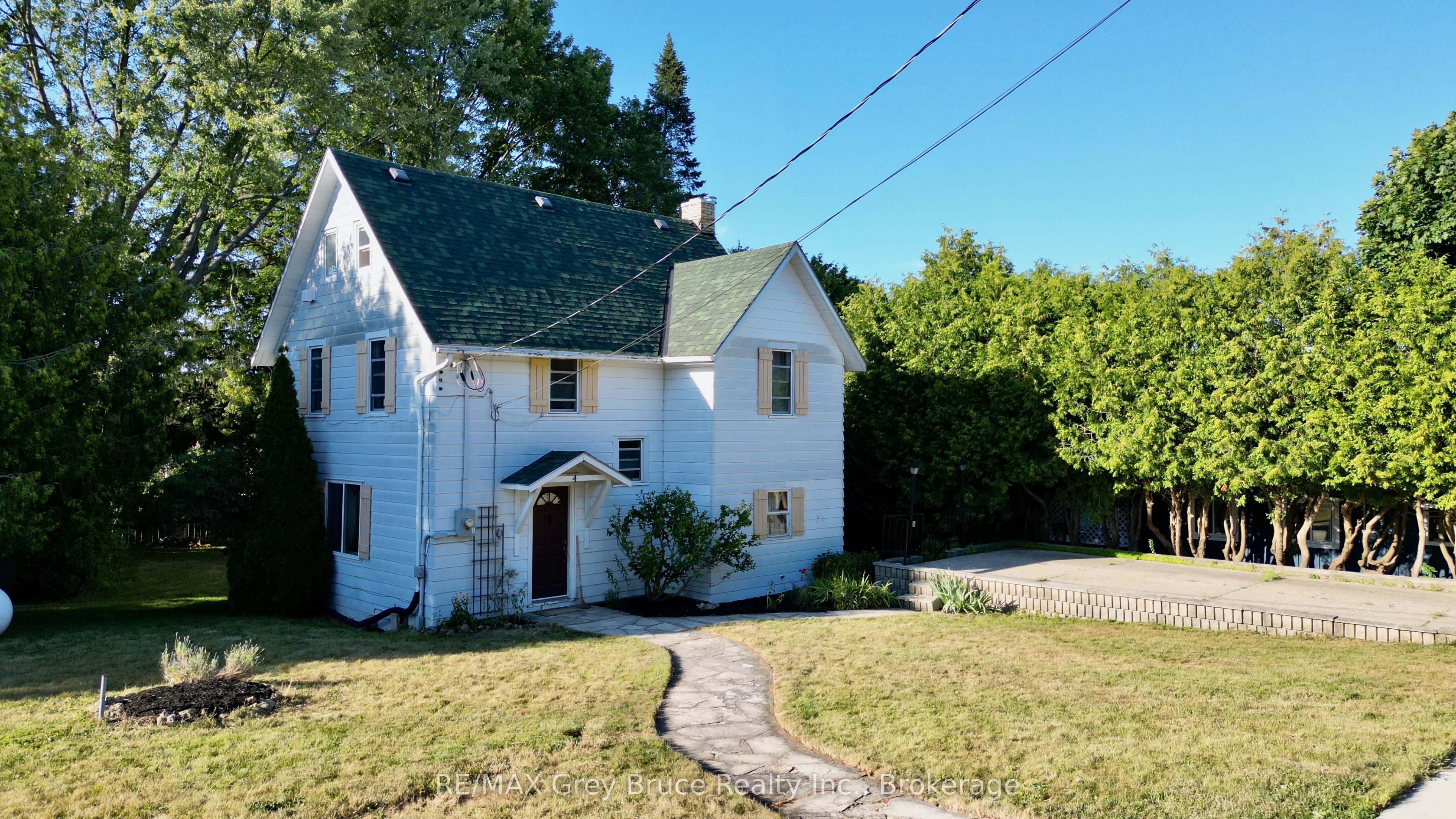 4 Mill Street Property Photo 1