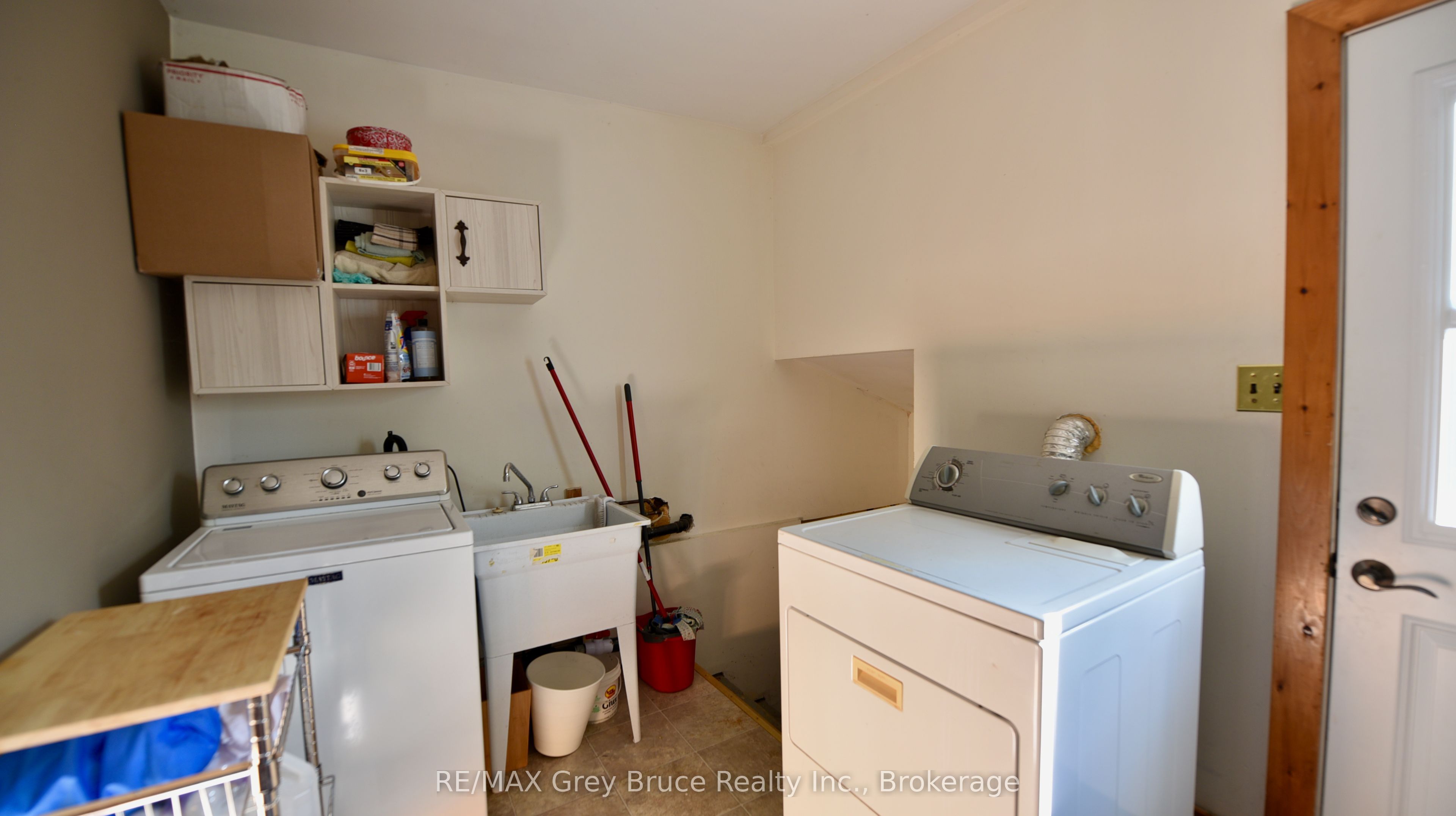 4 Mill Street Property Photo 26
