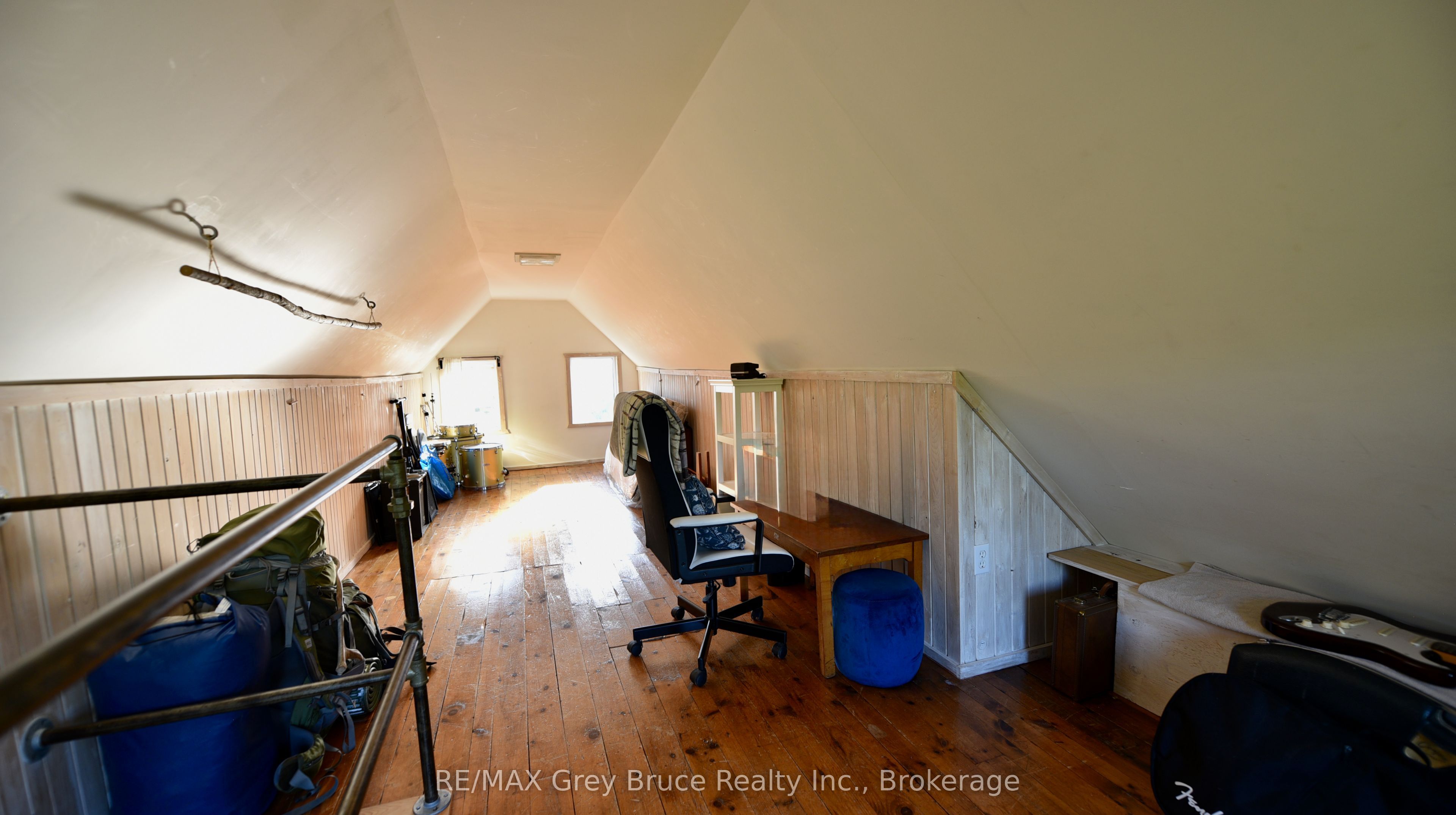 4 Mill Street Property Photo 37