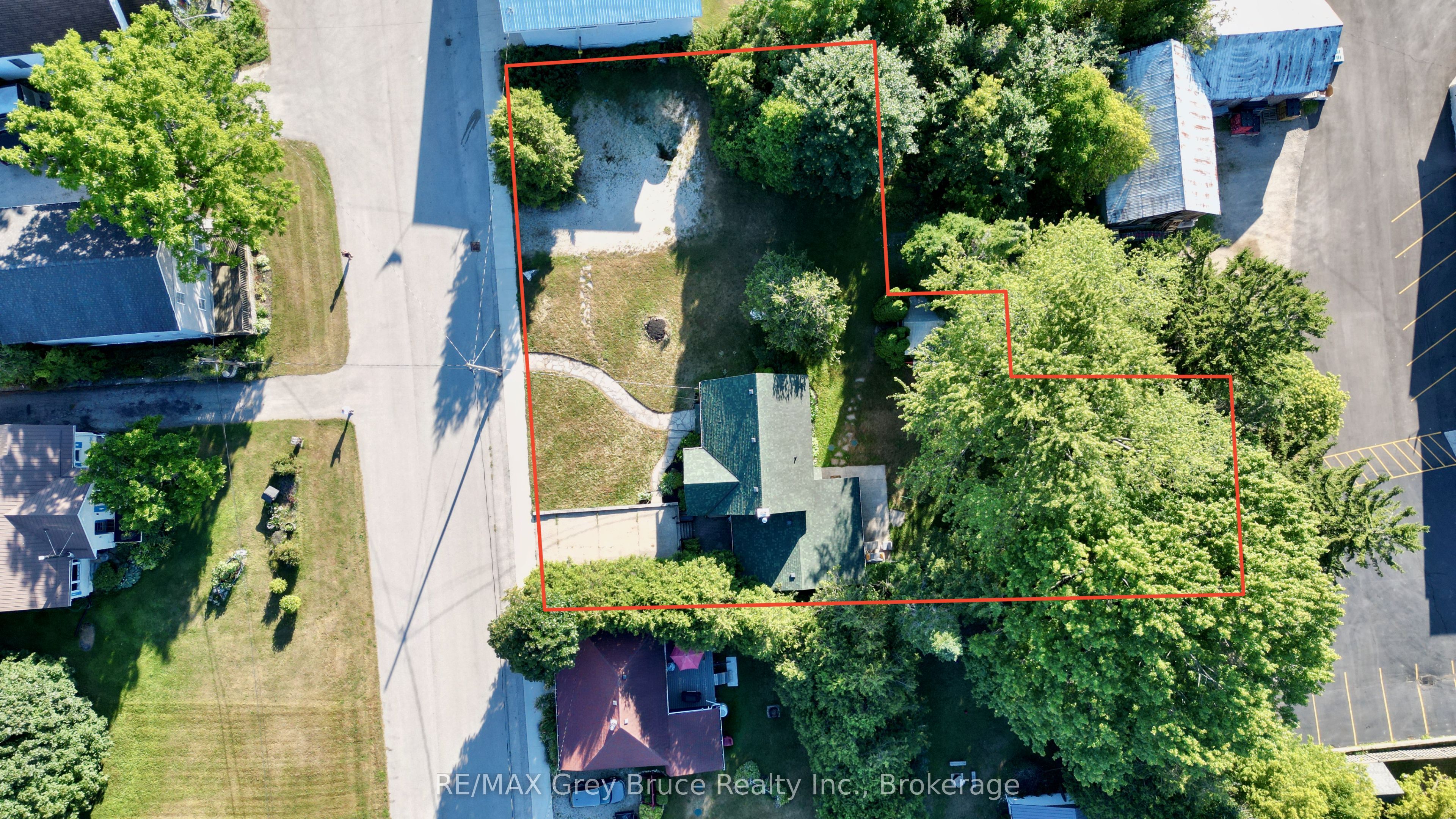 4 Mill Street Property Photo 46