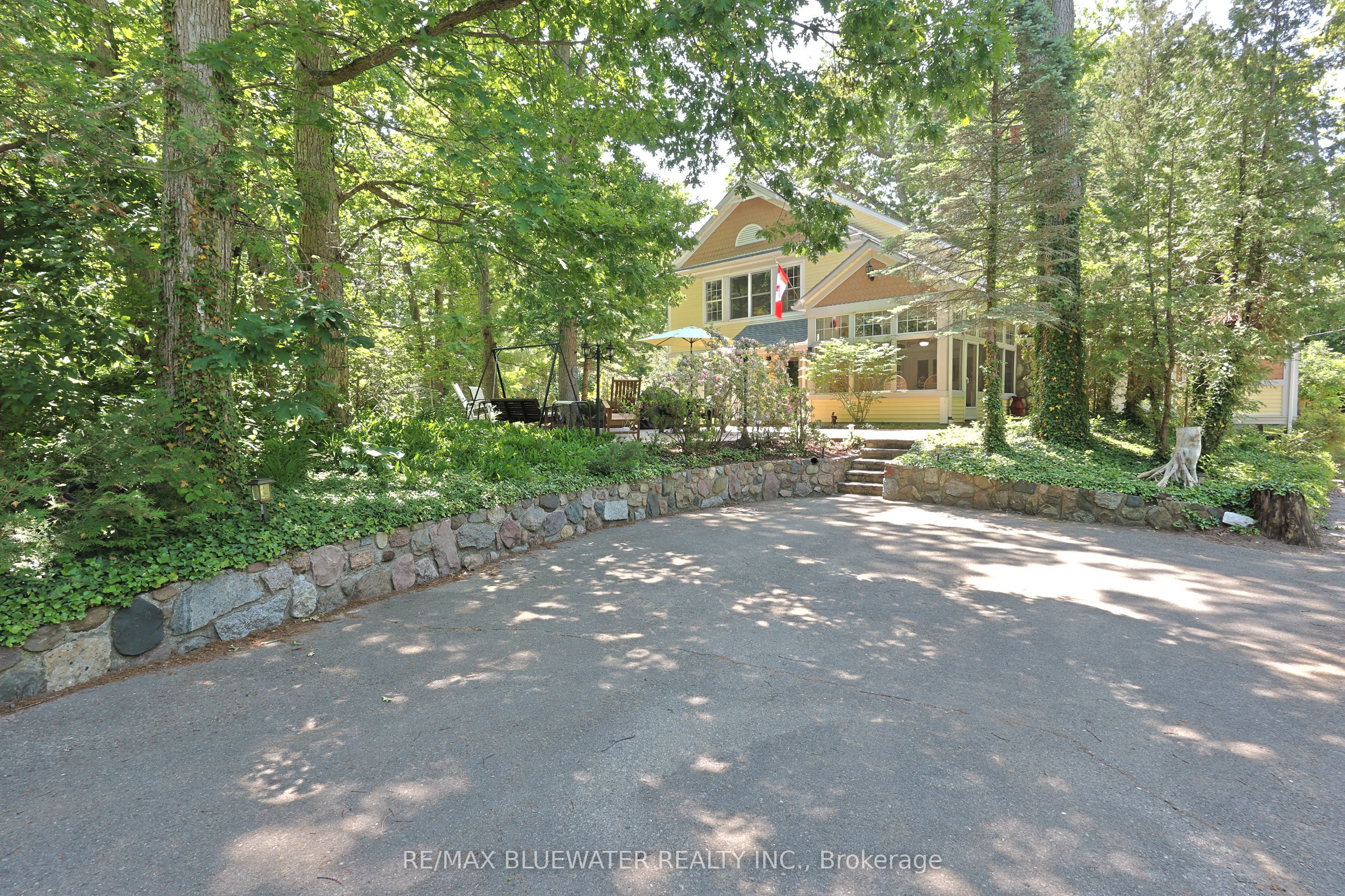 5 Phillip Street Property Photo 6