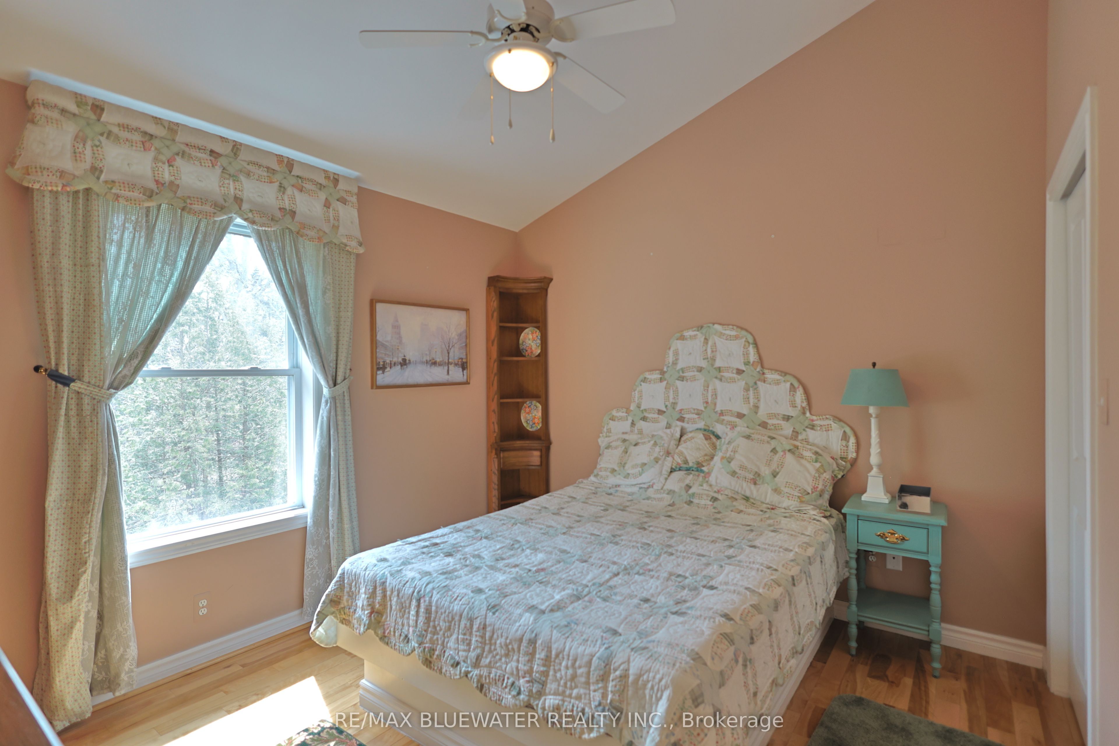 5 Phillip Street Property Photo 25