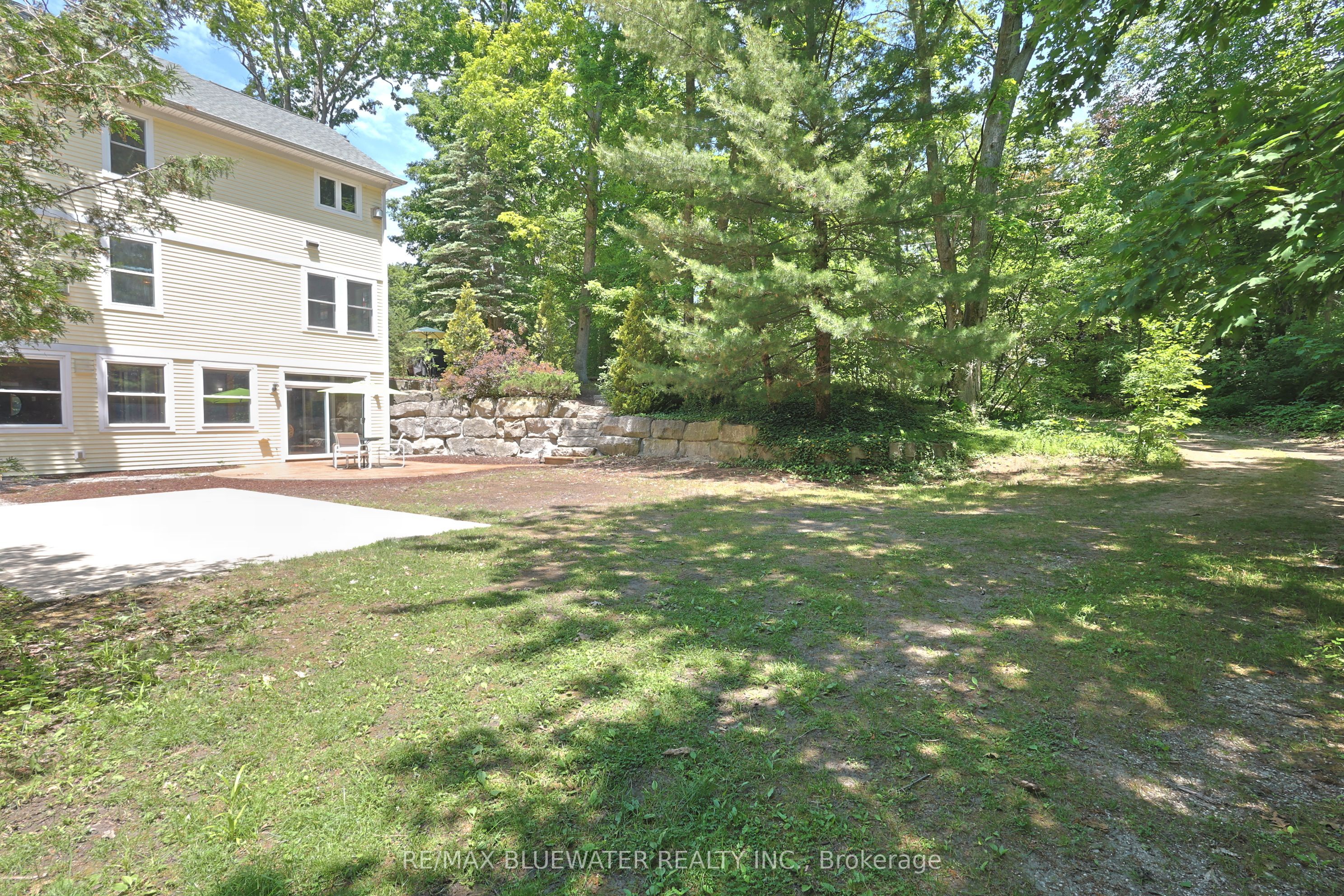 5 Phillip Street Property Photo 46