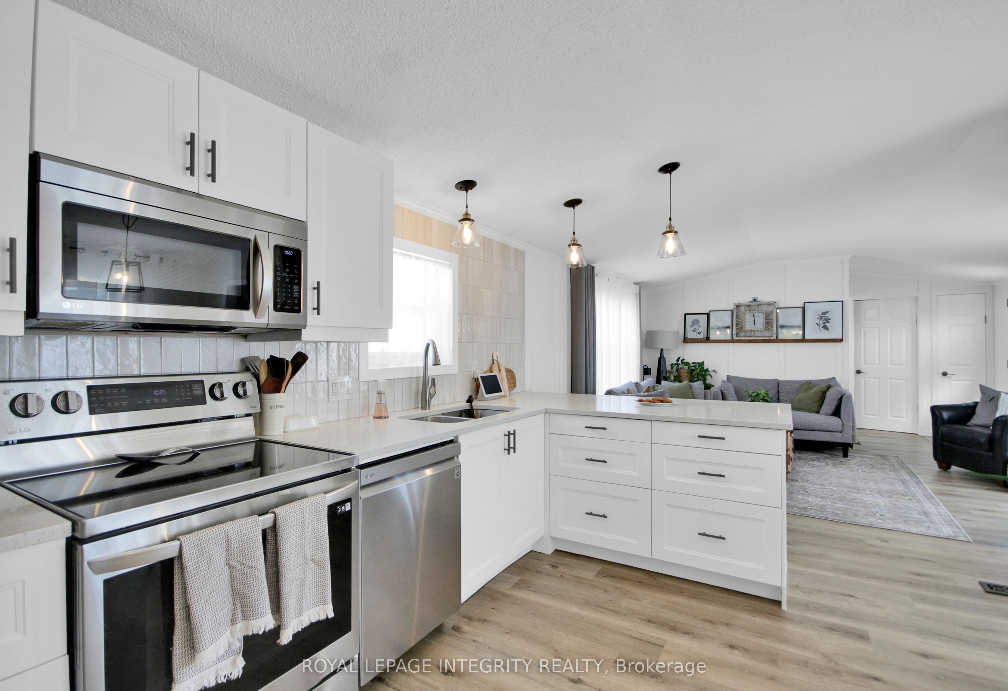 6727 Chris Tierney Private Property Photo 13