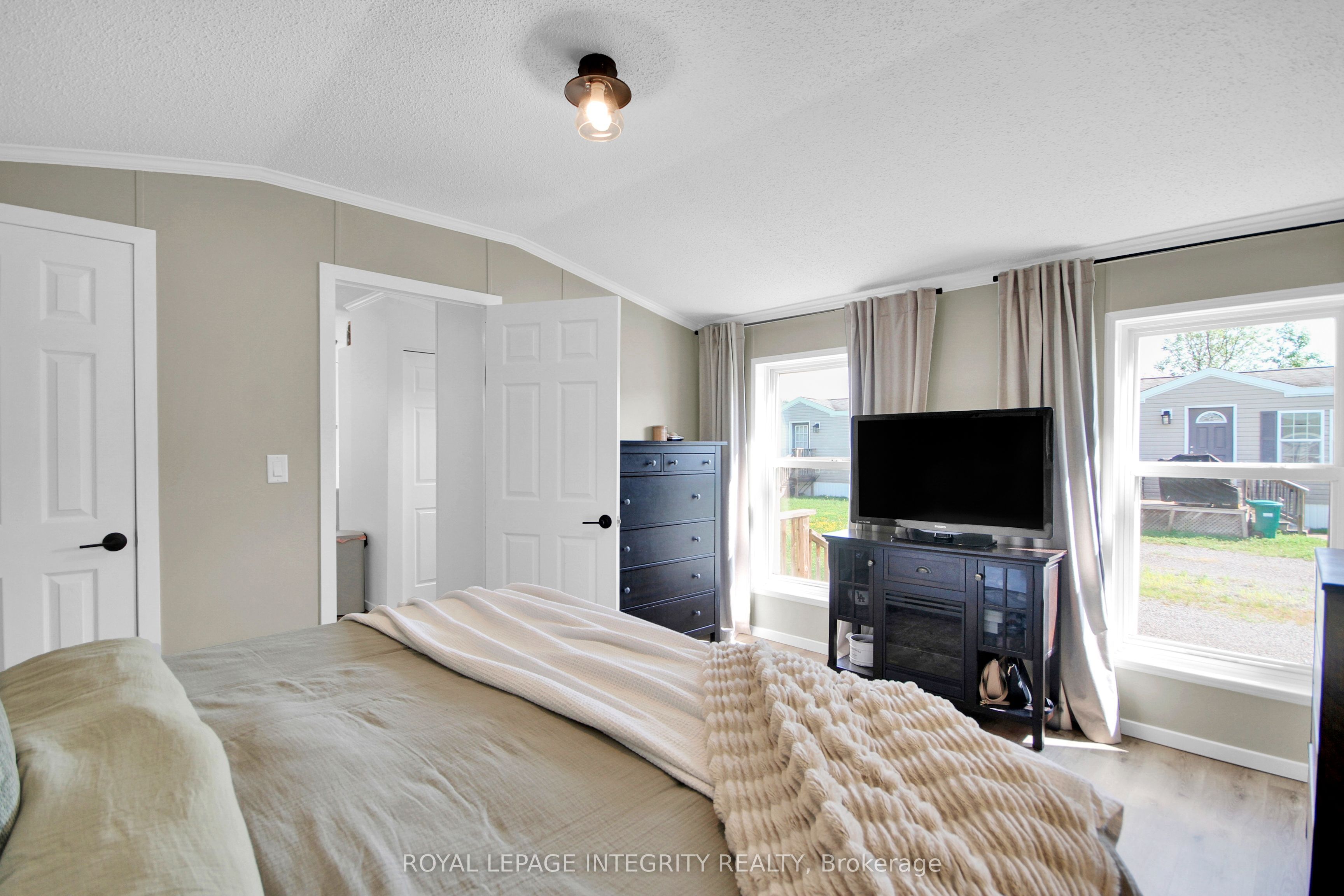 6727 Chris Tierney Private Property Photo 18