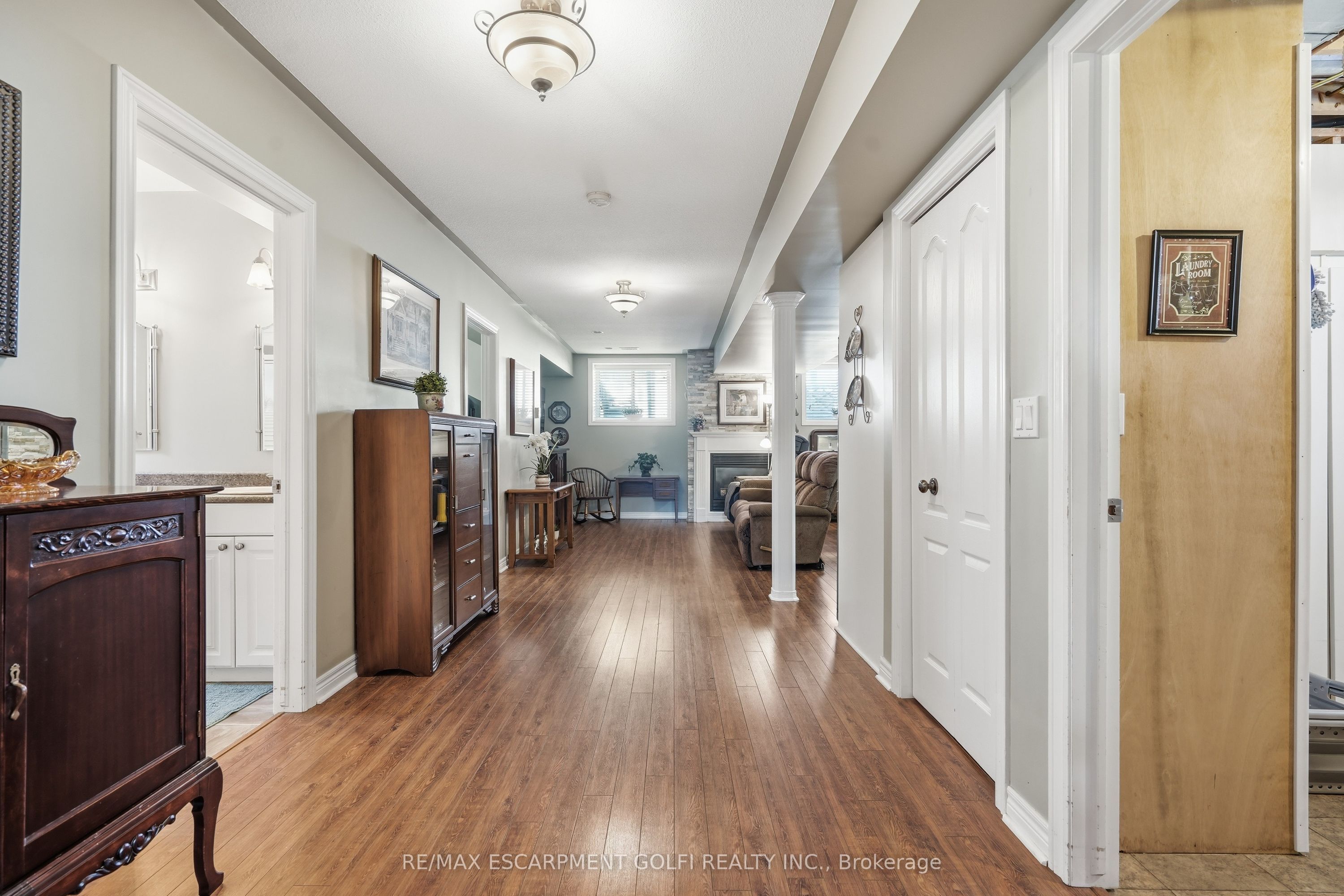 202 Wellbrook Boulevard Property Photo 15