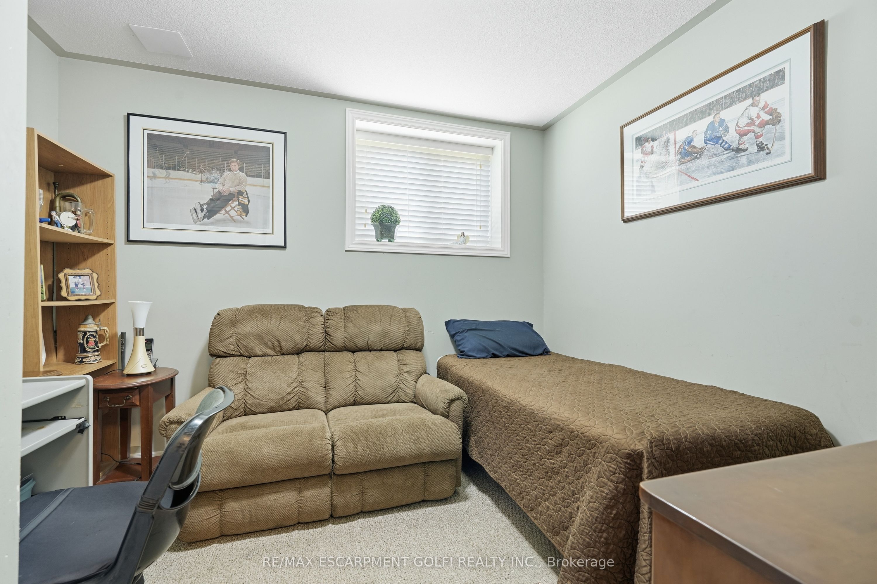 202 Wellbrook Boulevard Property Photo 19