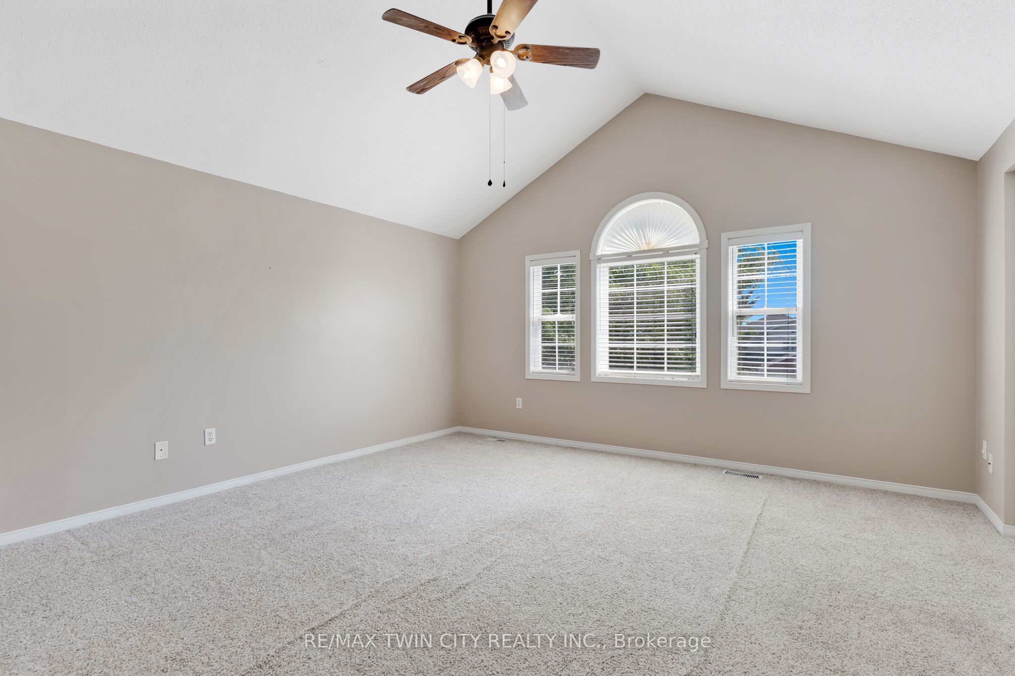 129 Kovac Road Property Photo 13