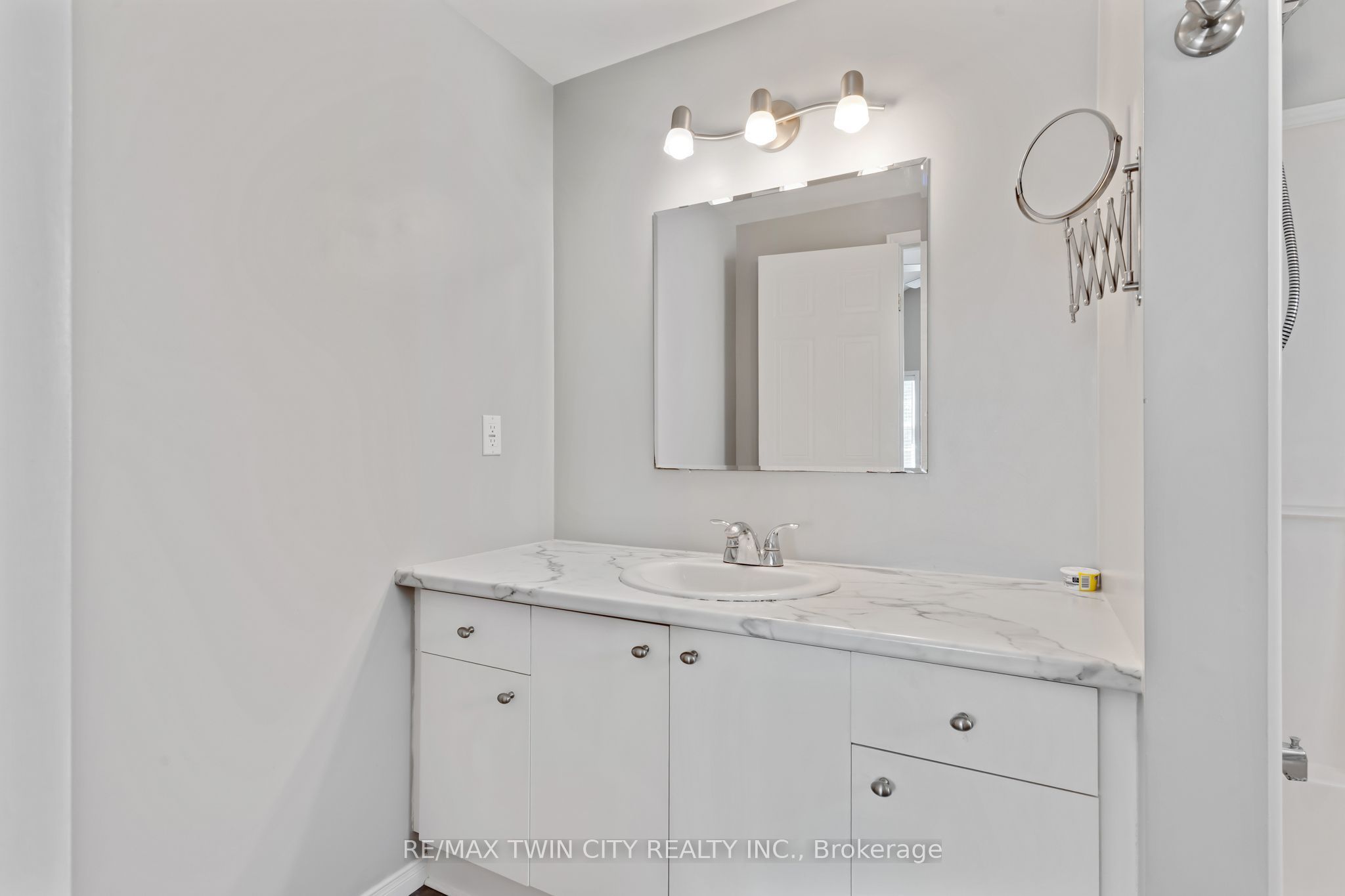 129 Kovac Road Property Photo 15