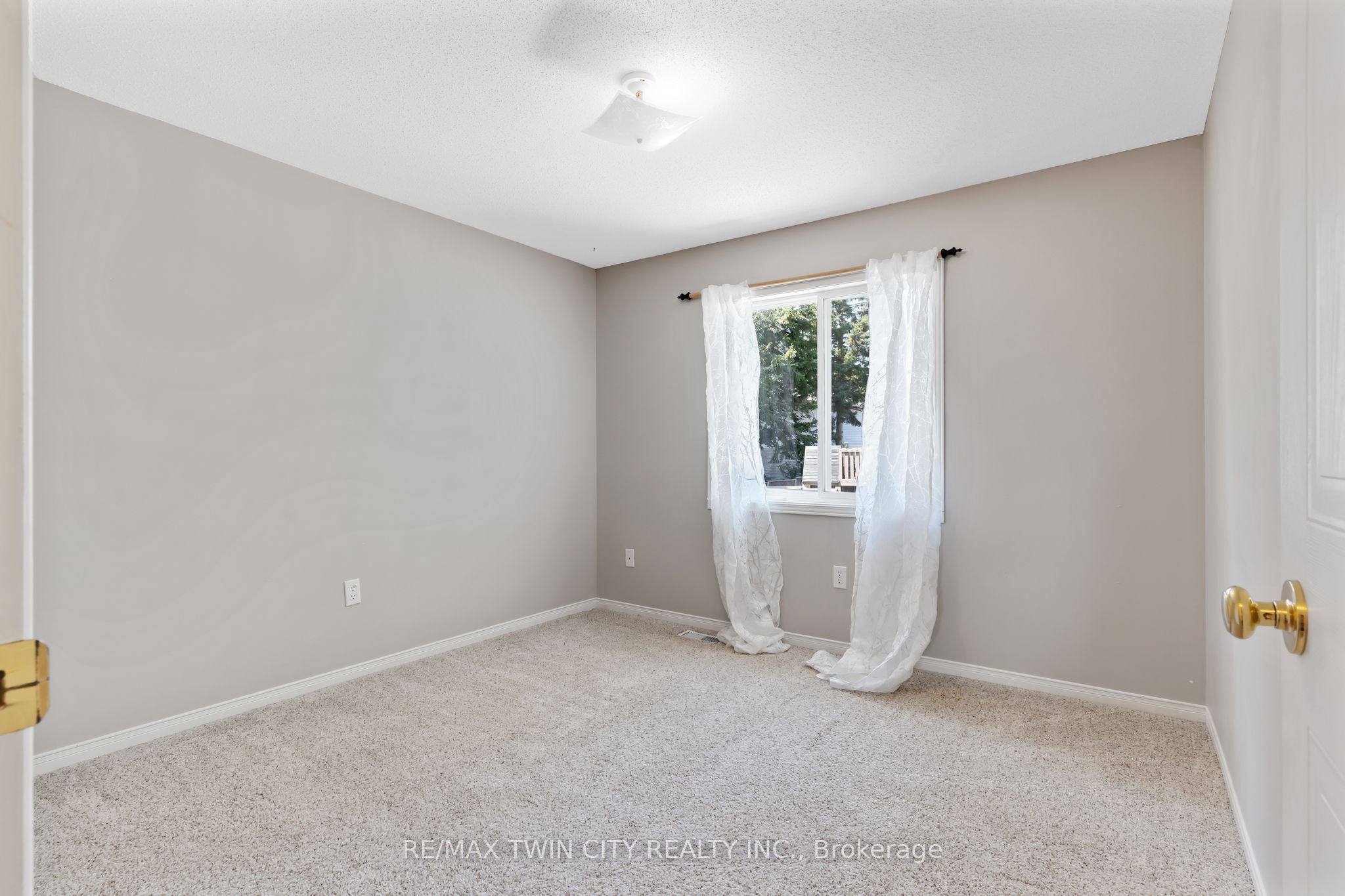 129 Kovac Road Property Photo 17