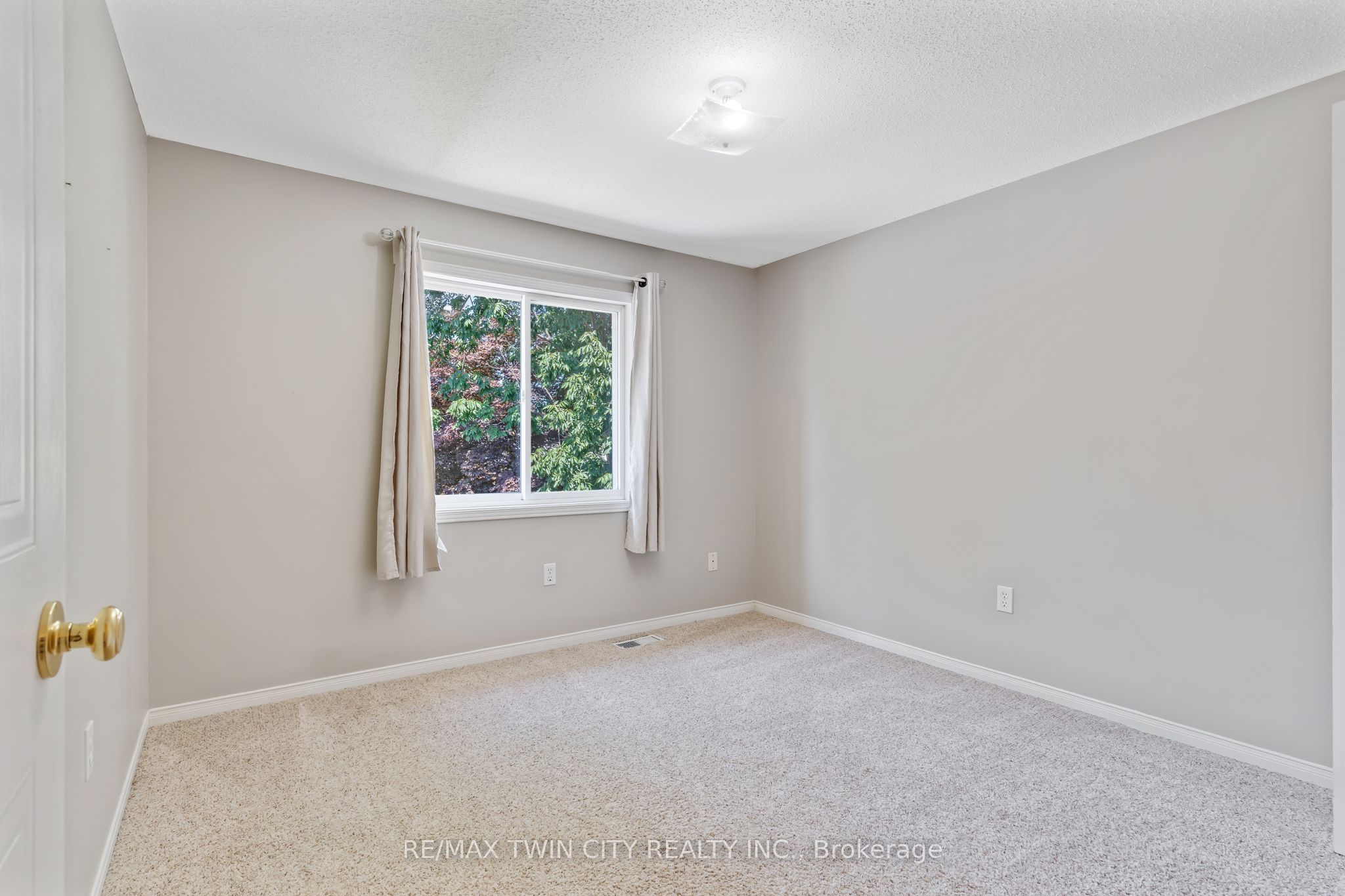 129 Kovac Road Property Photo 20