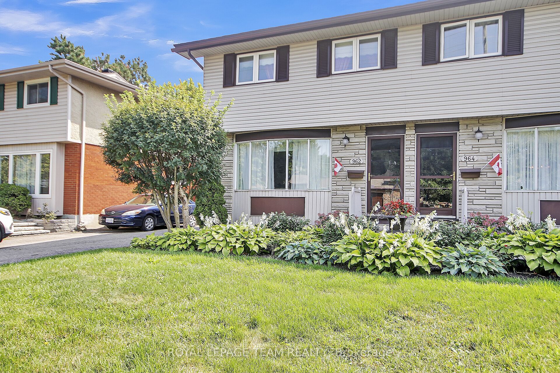 962 Dynes Road Property Photo 1