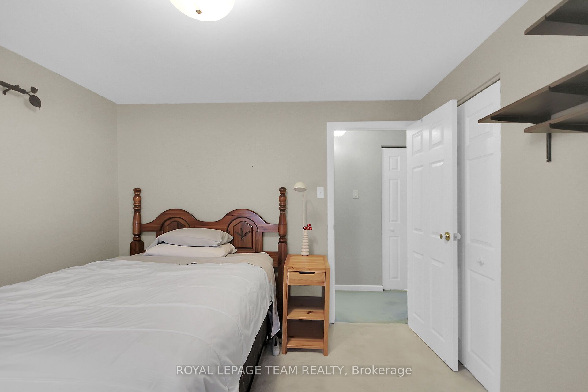 962 Dynes Road Property Photo 20