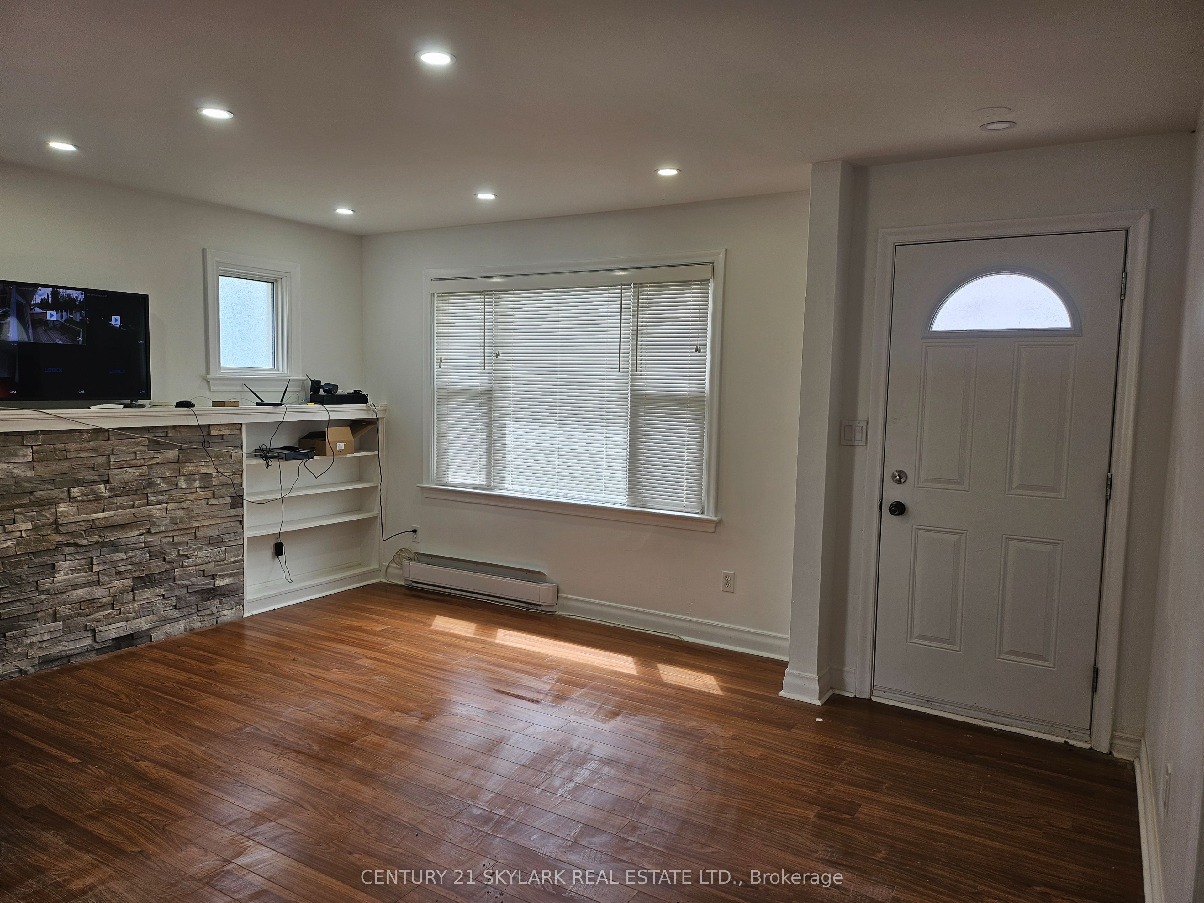 862 Armour Road Property Photo 7
