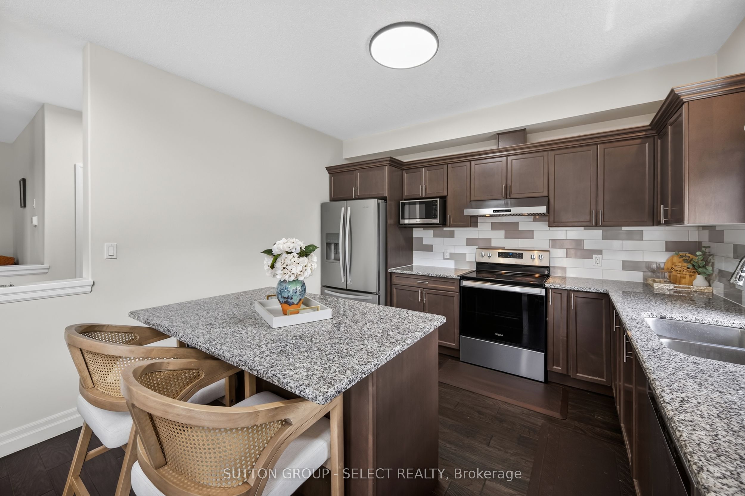 801 Superior Drive Property Photo 10