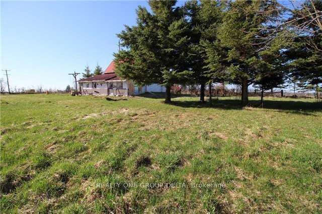 772789 Highway 10 Property Photo 6