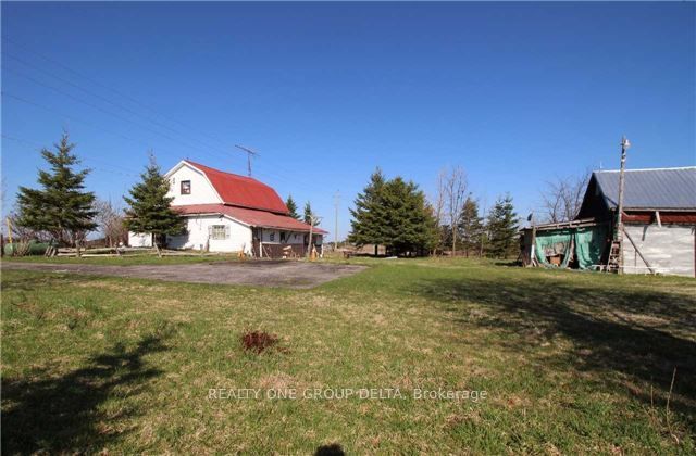 772789 Highway 10 Property Photo 7