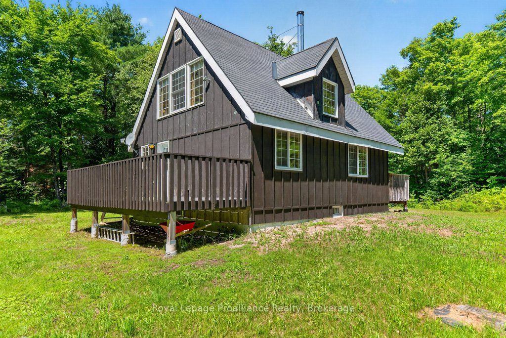 3201 River Road Property Photo 8