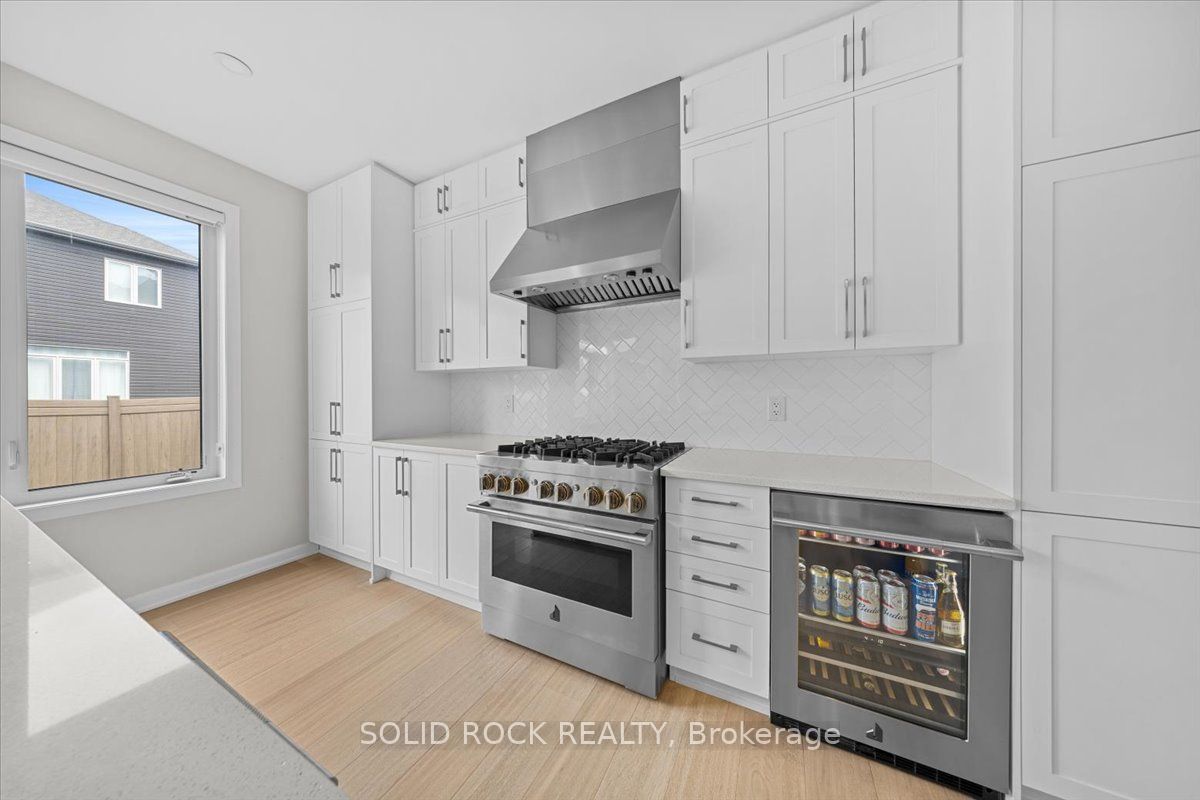 74 Ascari Road Property Photo 14