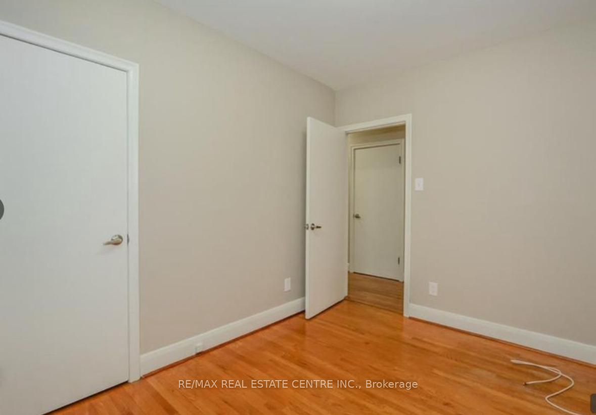 37 Mckenzie Avenue Main Property Photo 1