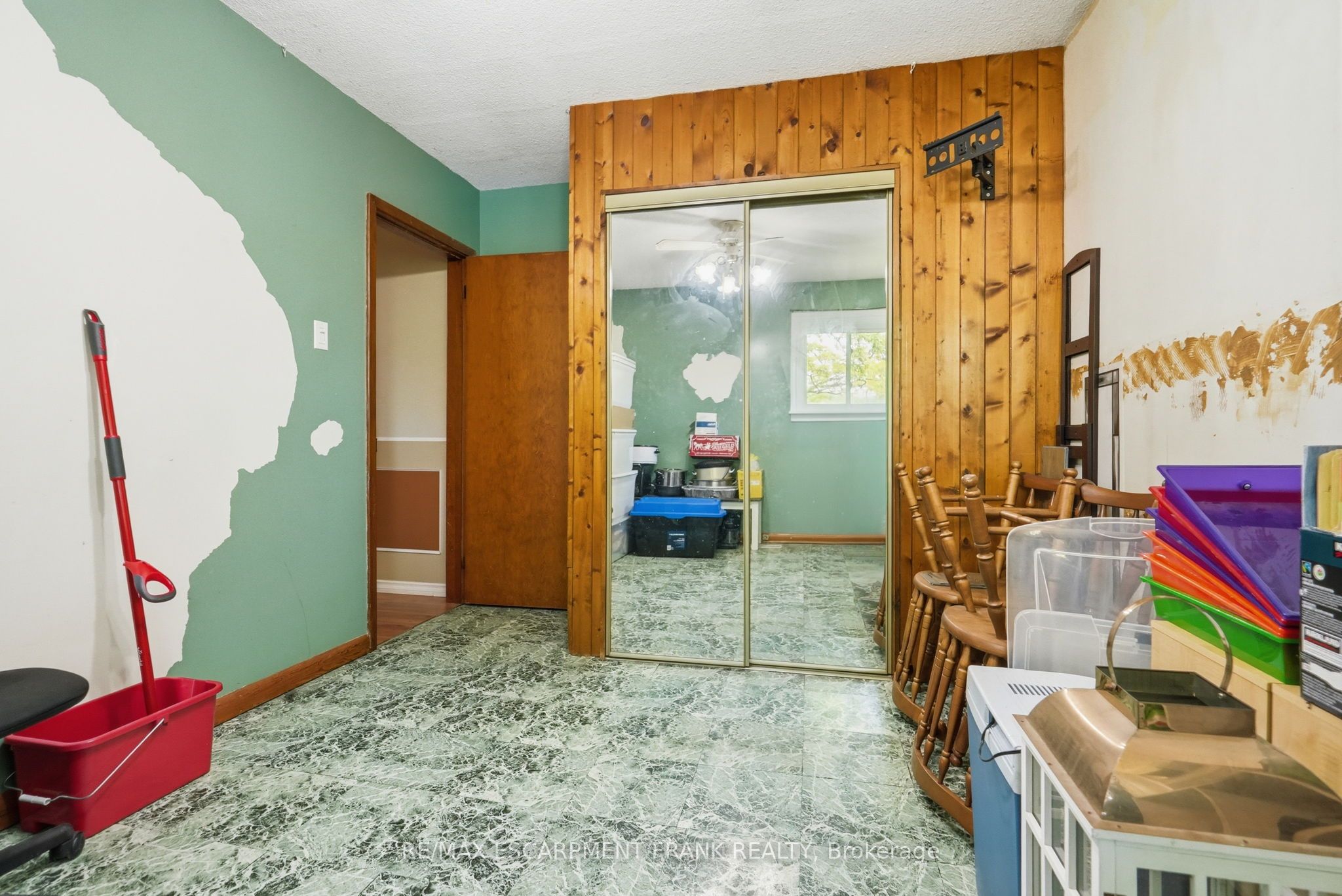589 Glover Road Property Photo 31