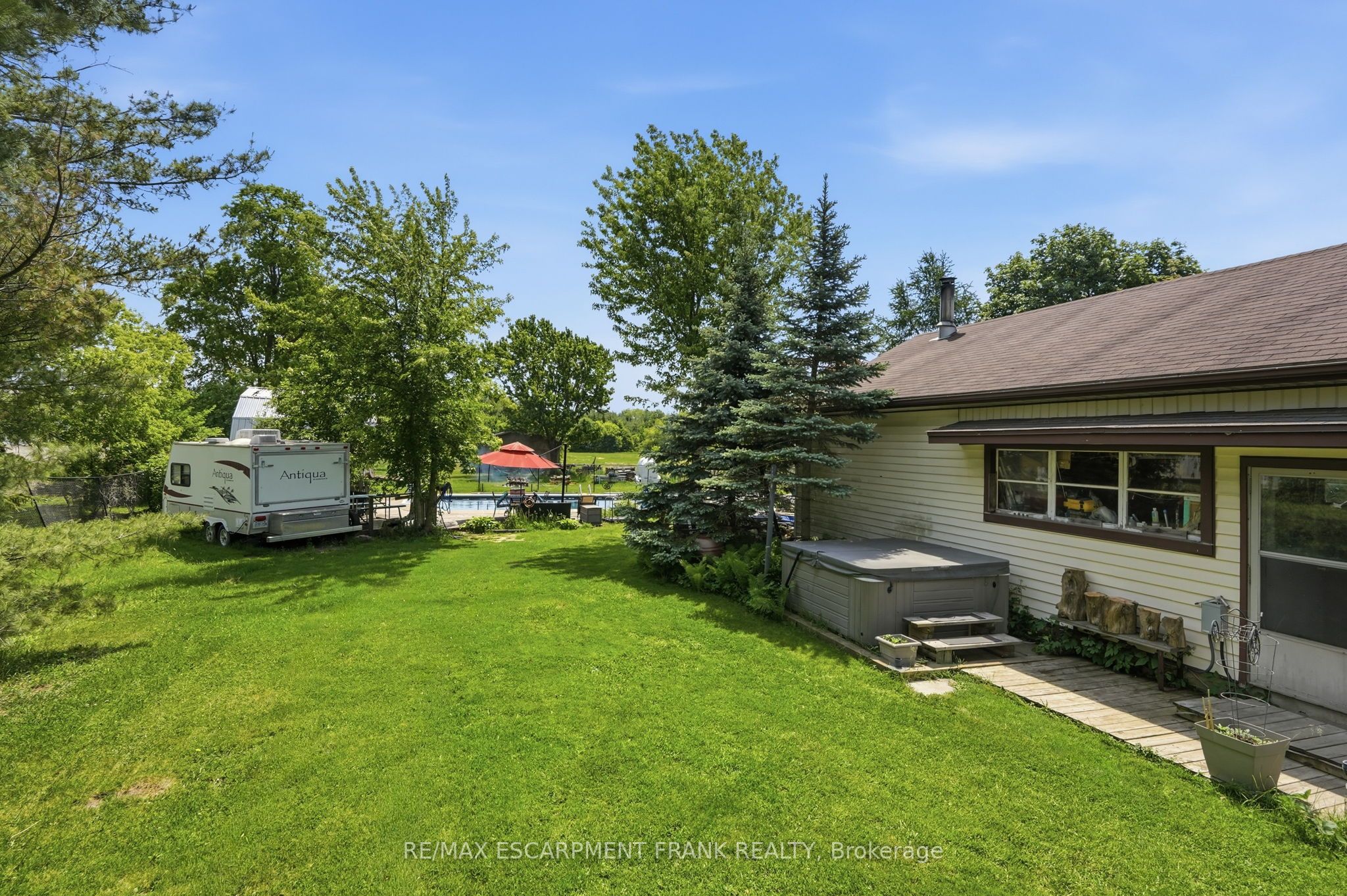 589 Glover Road Property Photo 42