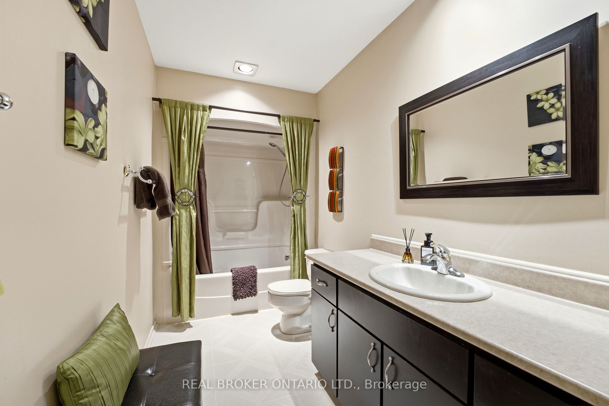 109 Highview Drive Property Photo 18