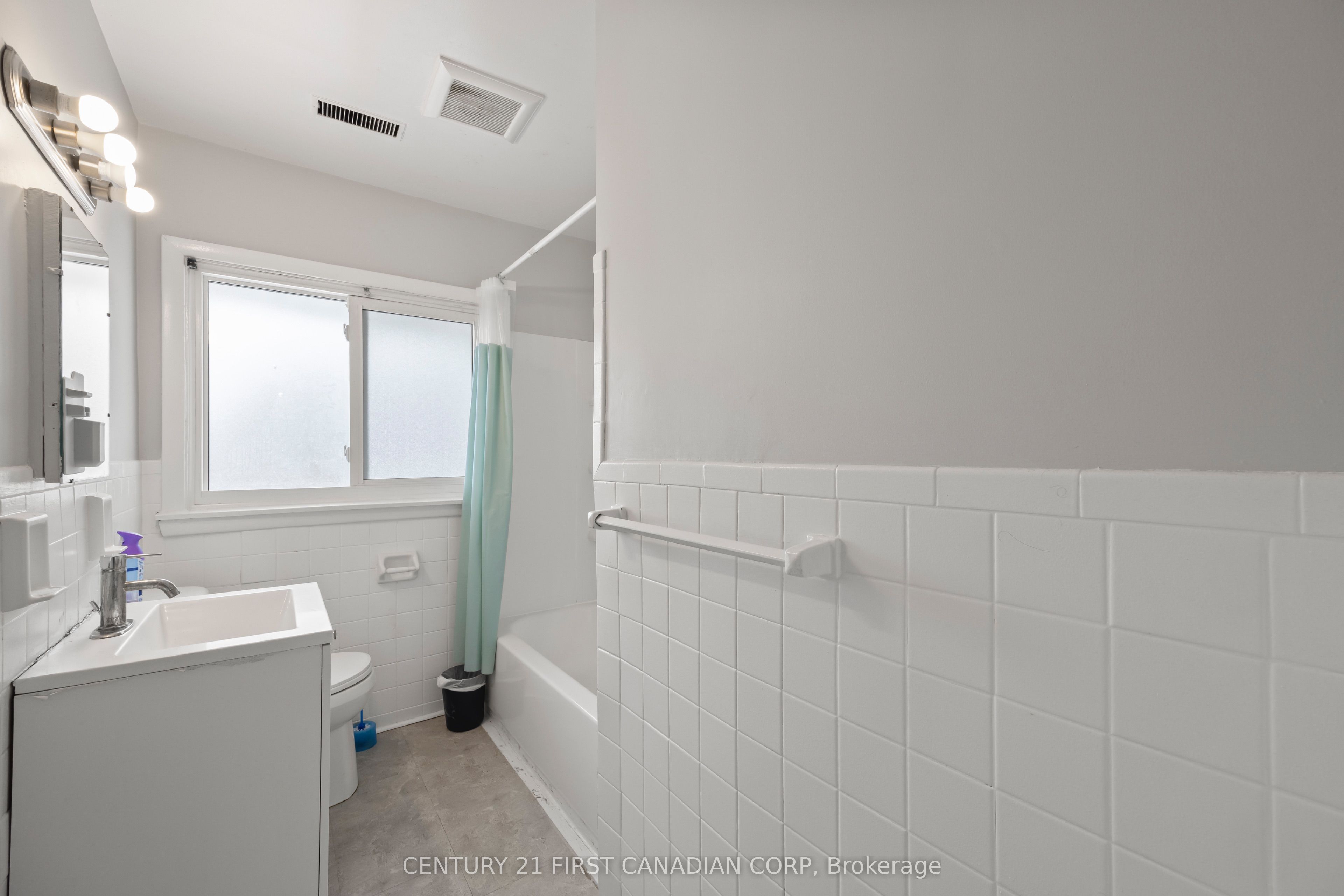 664 Cheapside Street Property Photo 7