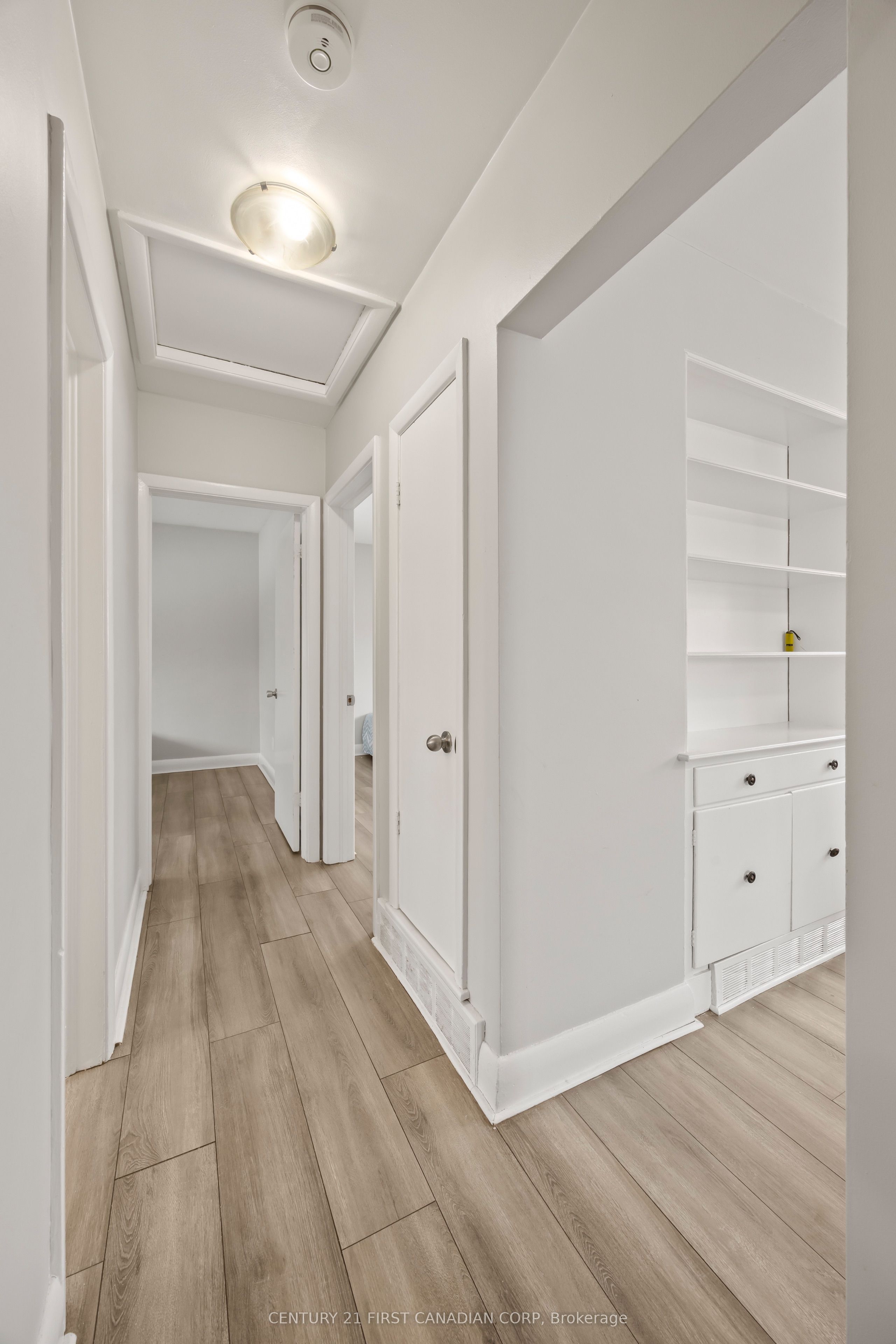 664 Cheapside Street Property Photo 8