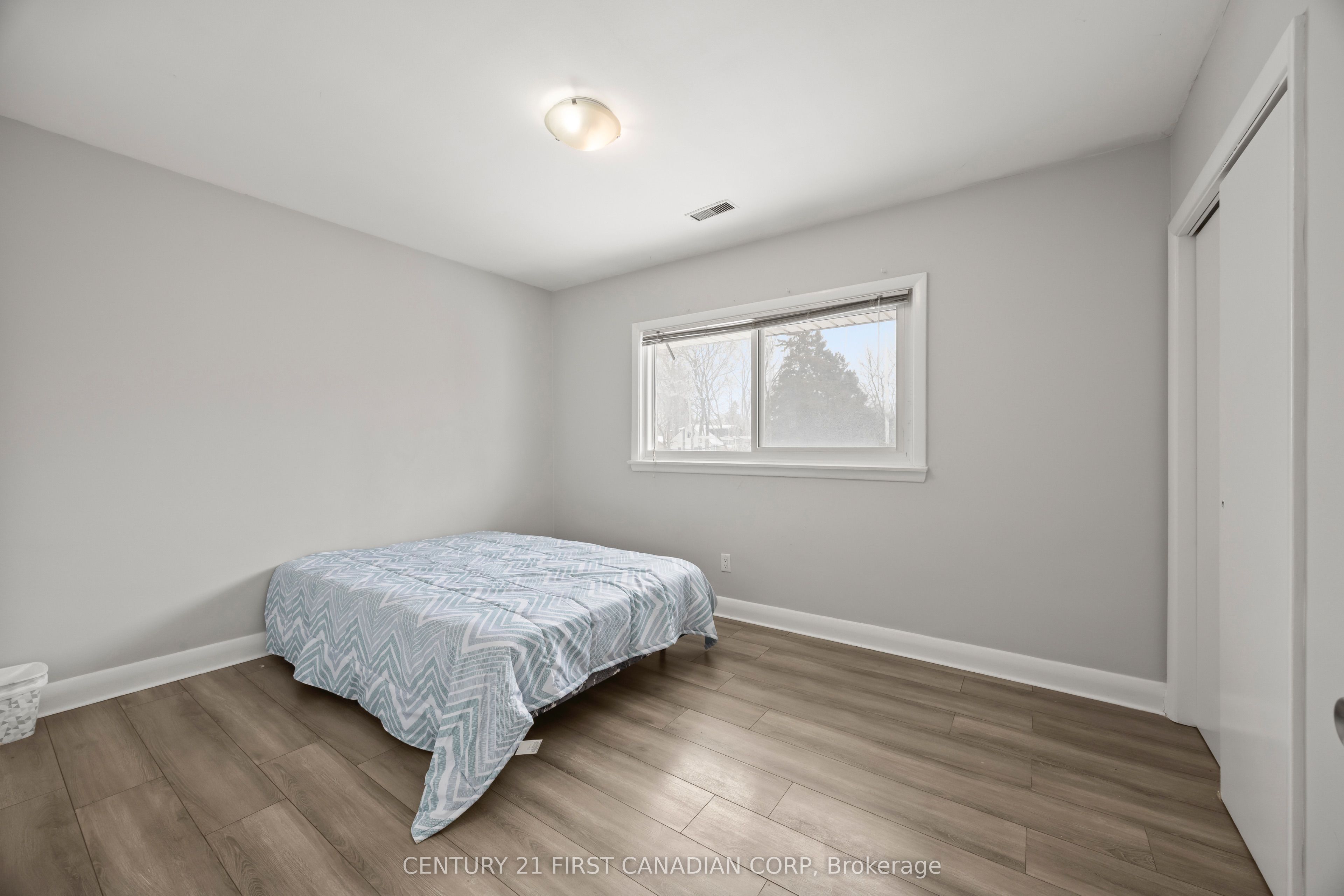664 Cheapside Street Property Photo 9