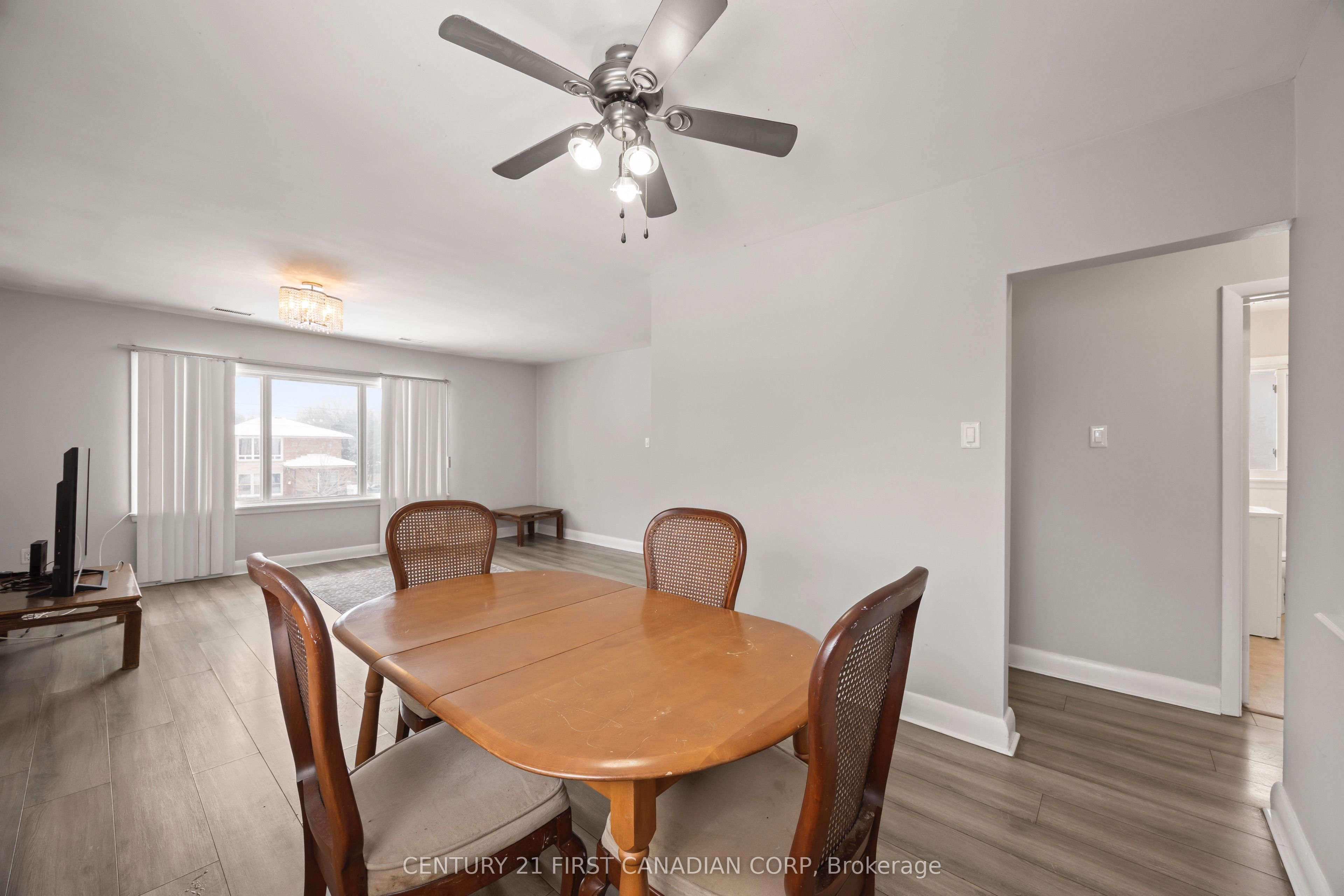 664 Cheapside Street Property Photo 11