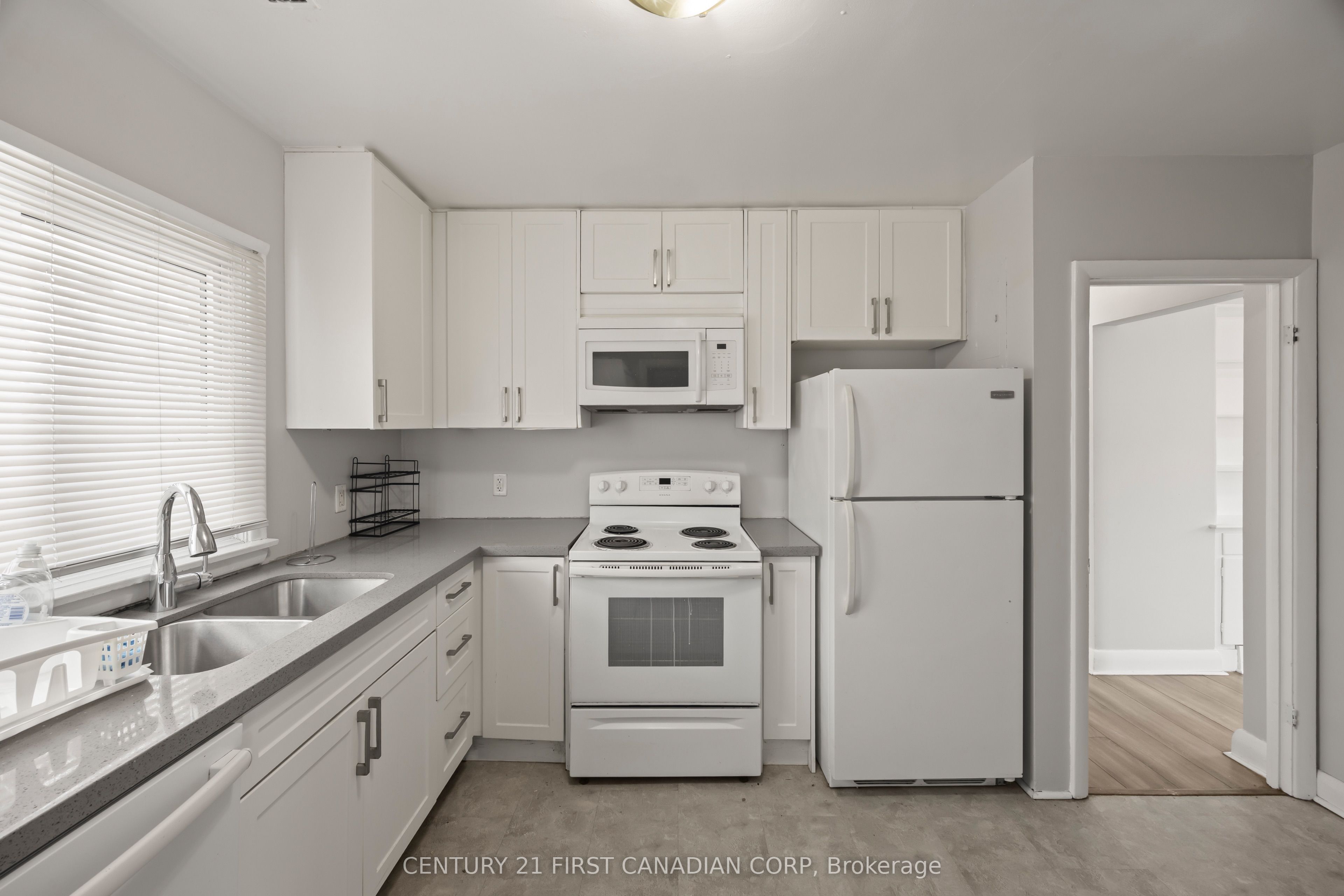 664 Cheapside Street Property Photo 18