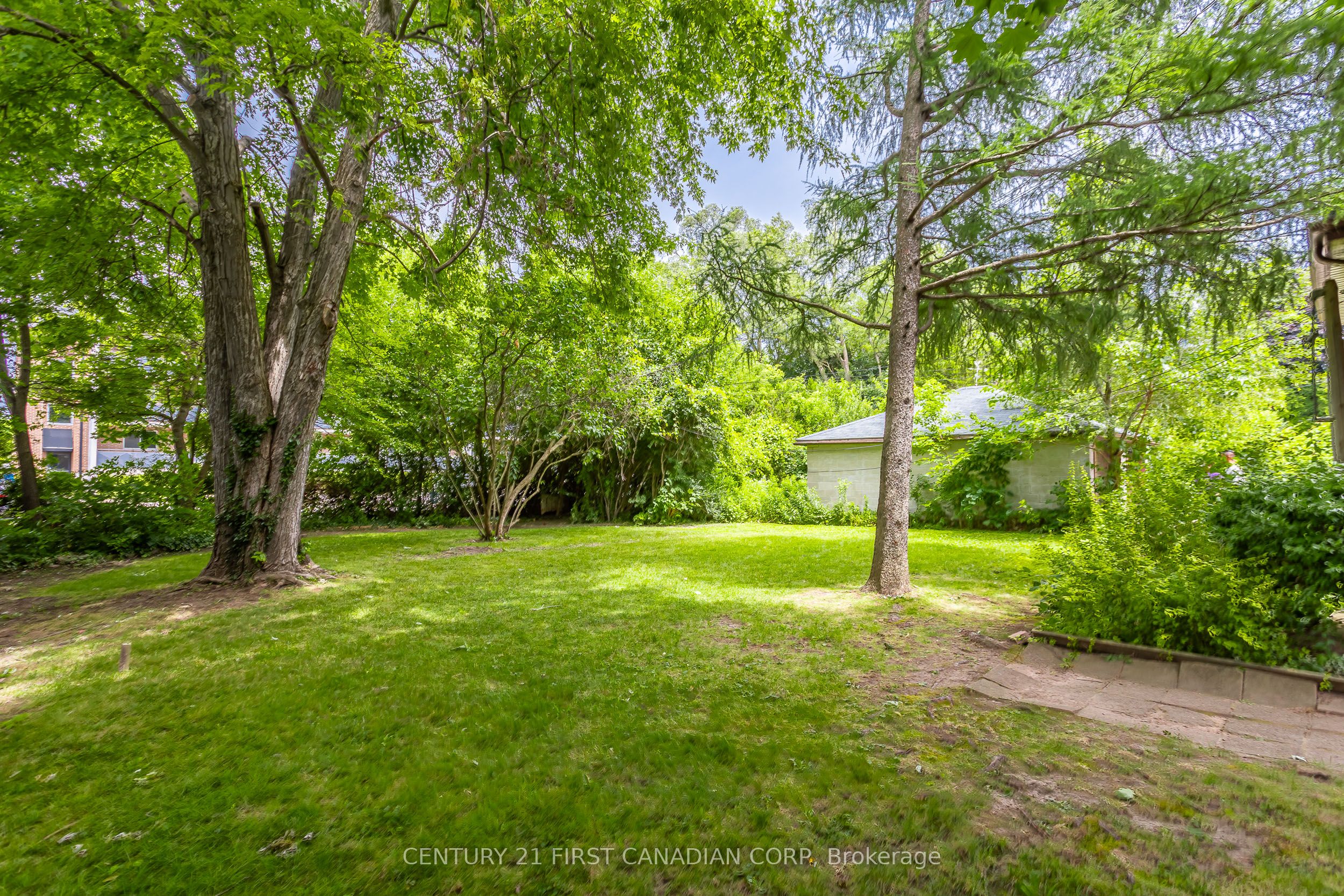 664 Cheapside Street Property Photo 27