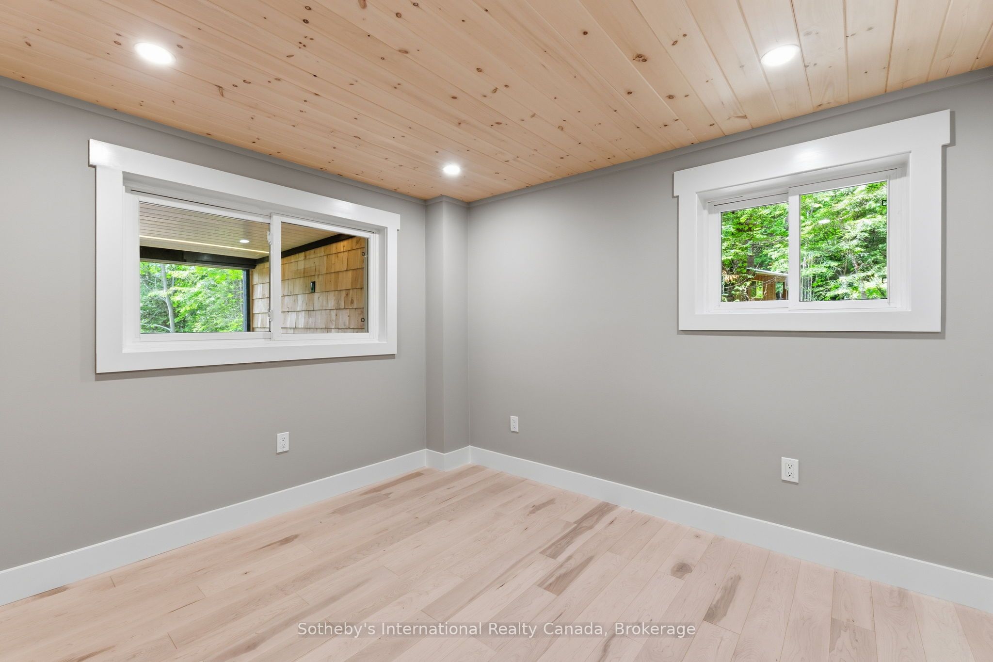 1023 Strachan Point Road Property Photo 38