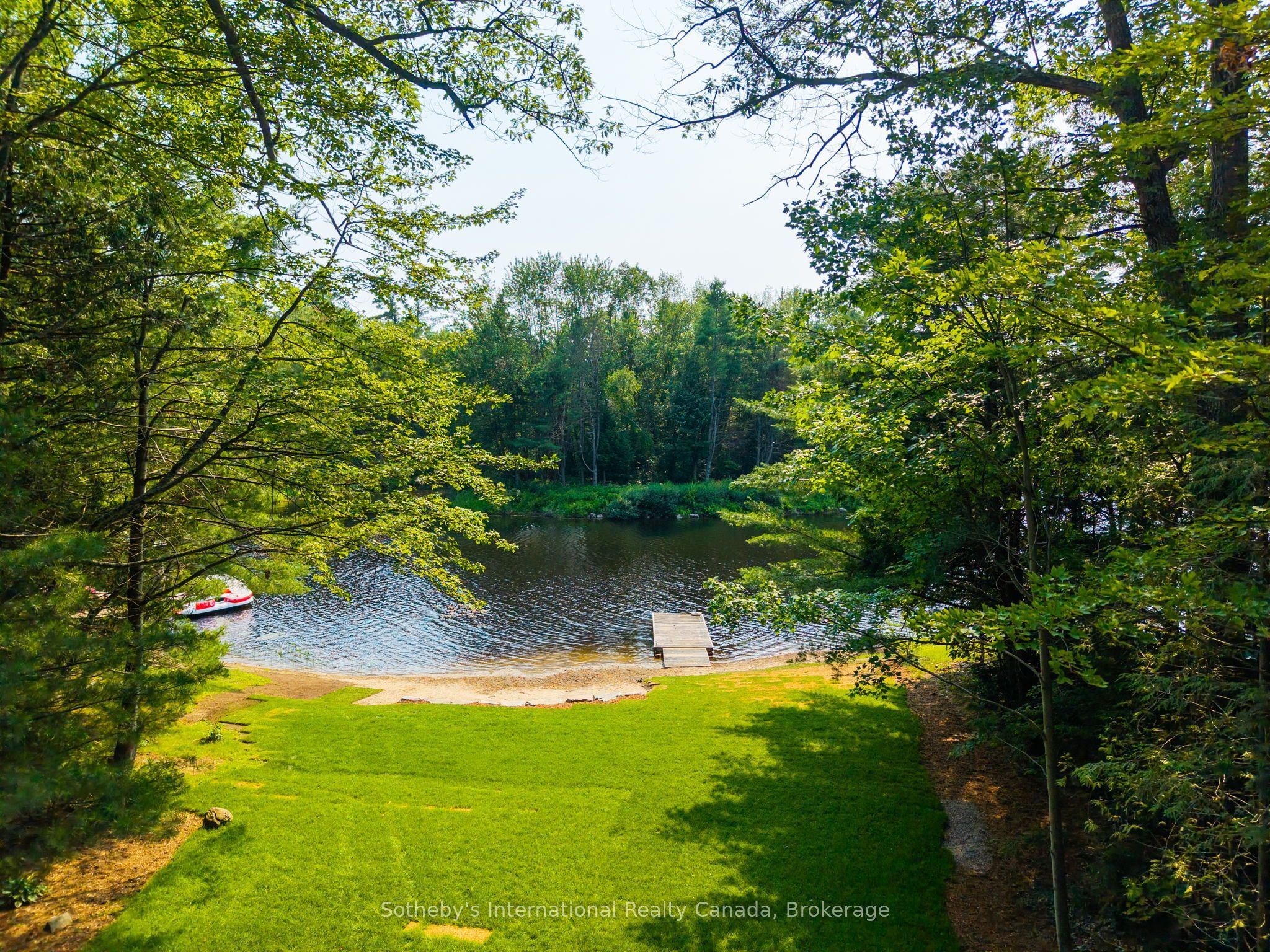 1023 Strachan Point Road Property Photo 47