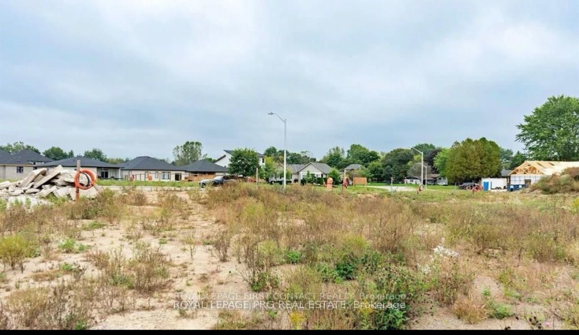 11 Hemlock Drive Property Photo 1