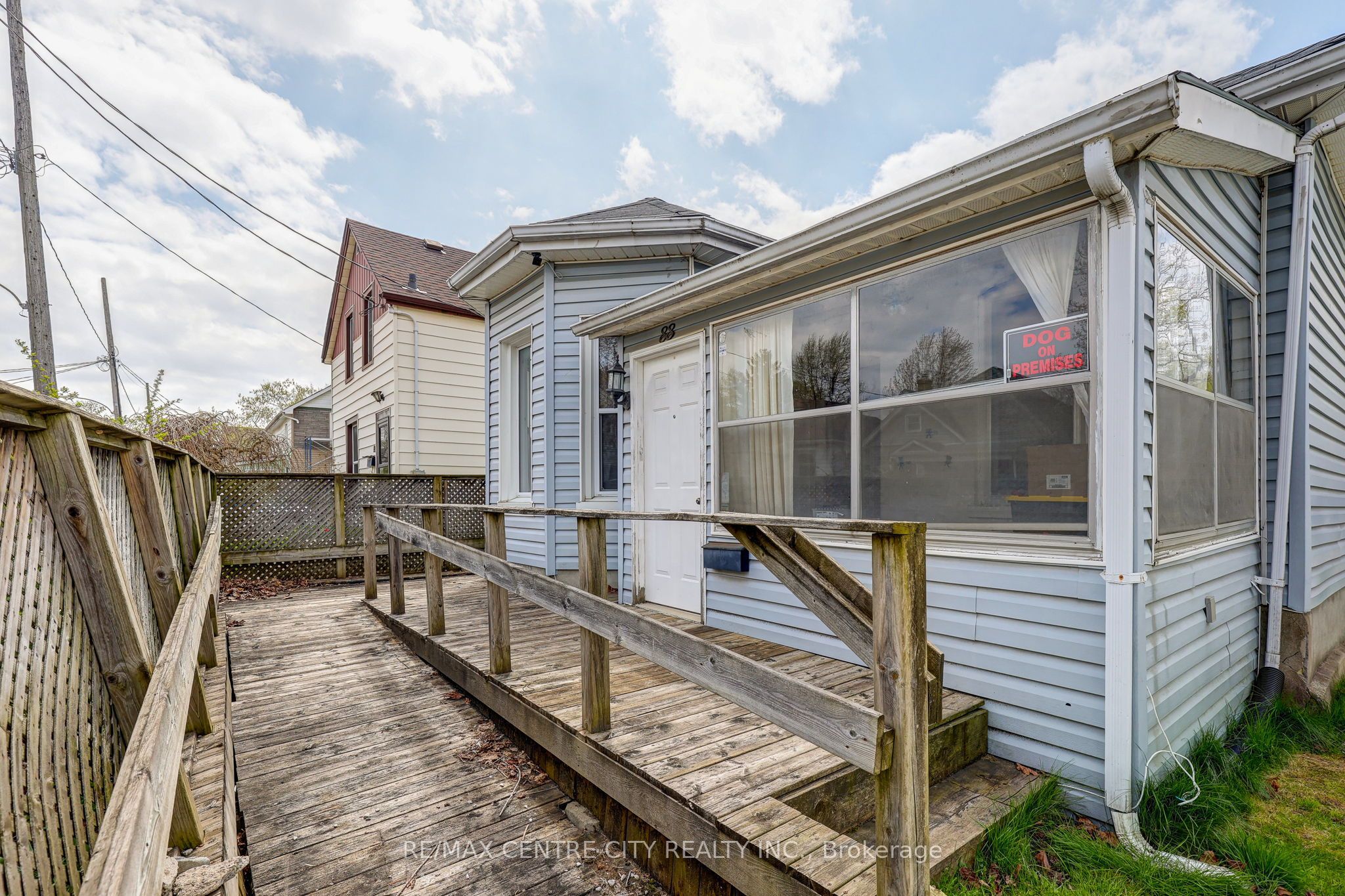 88 Flora Street Property Photo 4