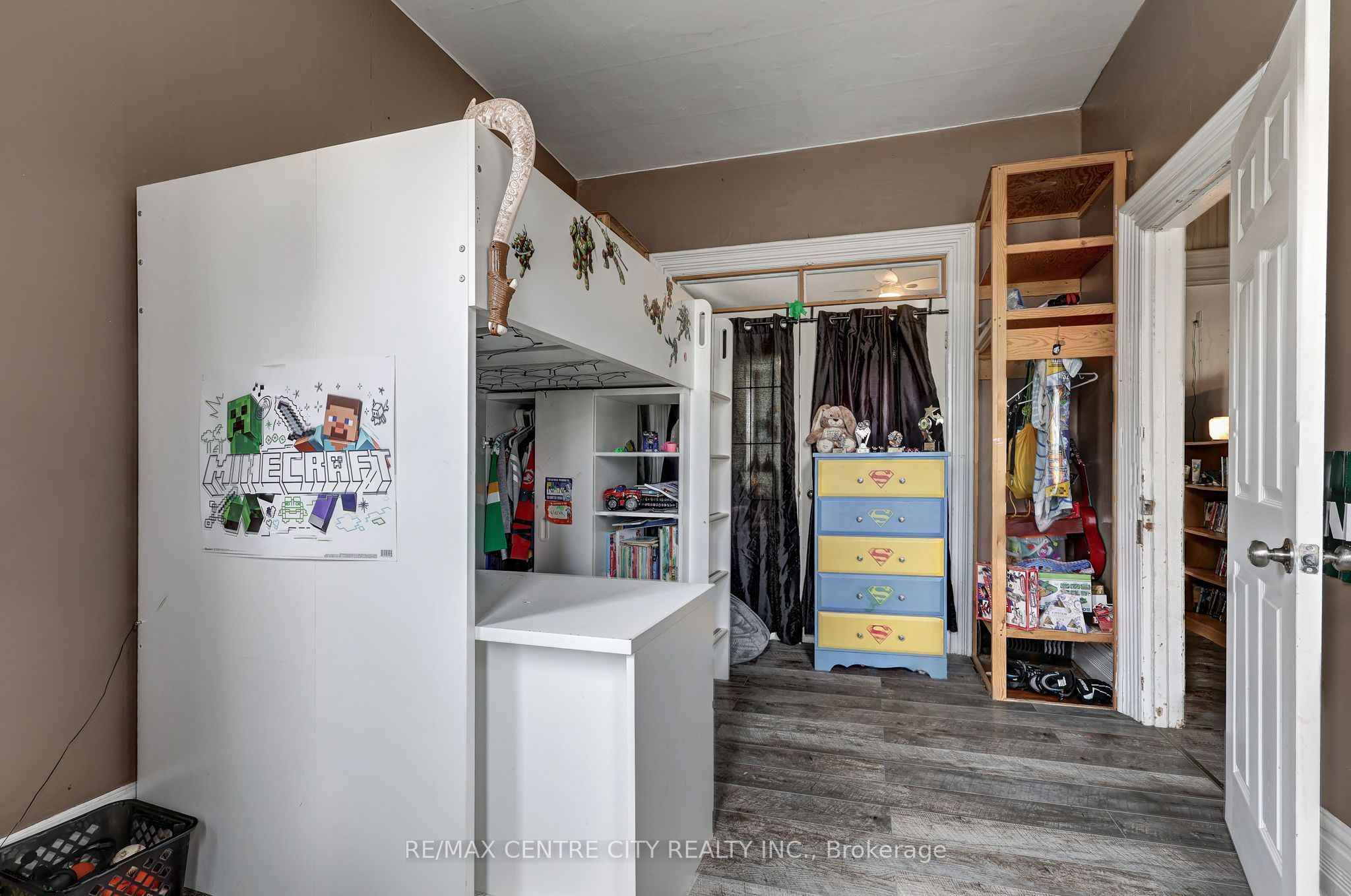 88 Flora Street Property Photo 10