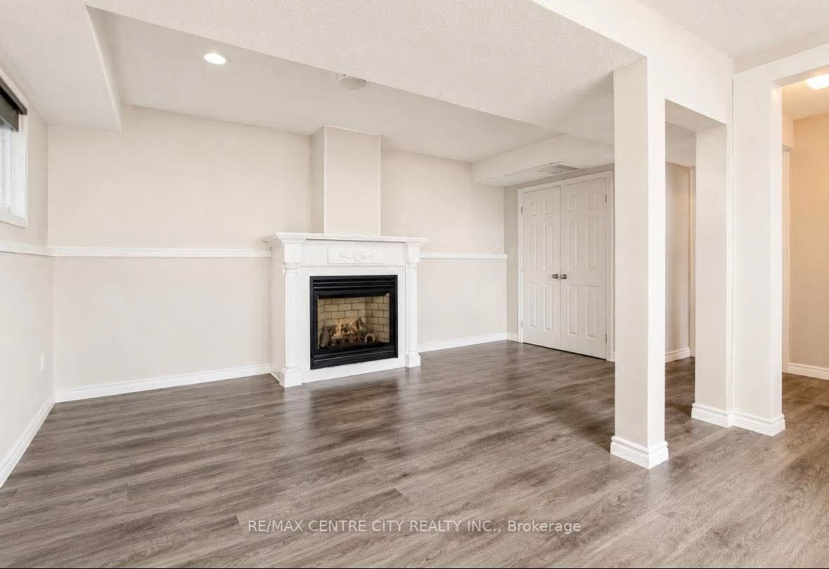 37 Fifth Avenue Property Photo 39