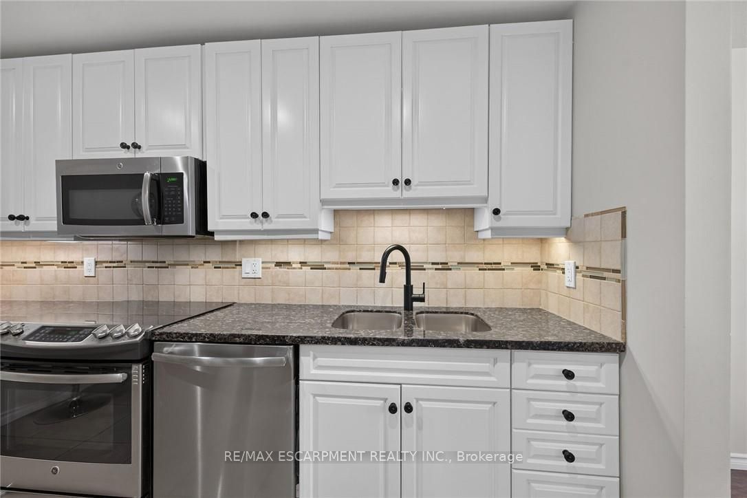 30 Regent Avenue 56 Property Photo 19