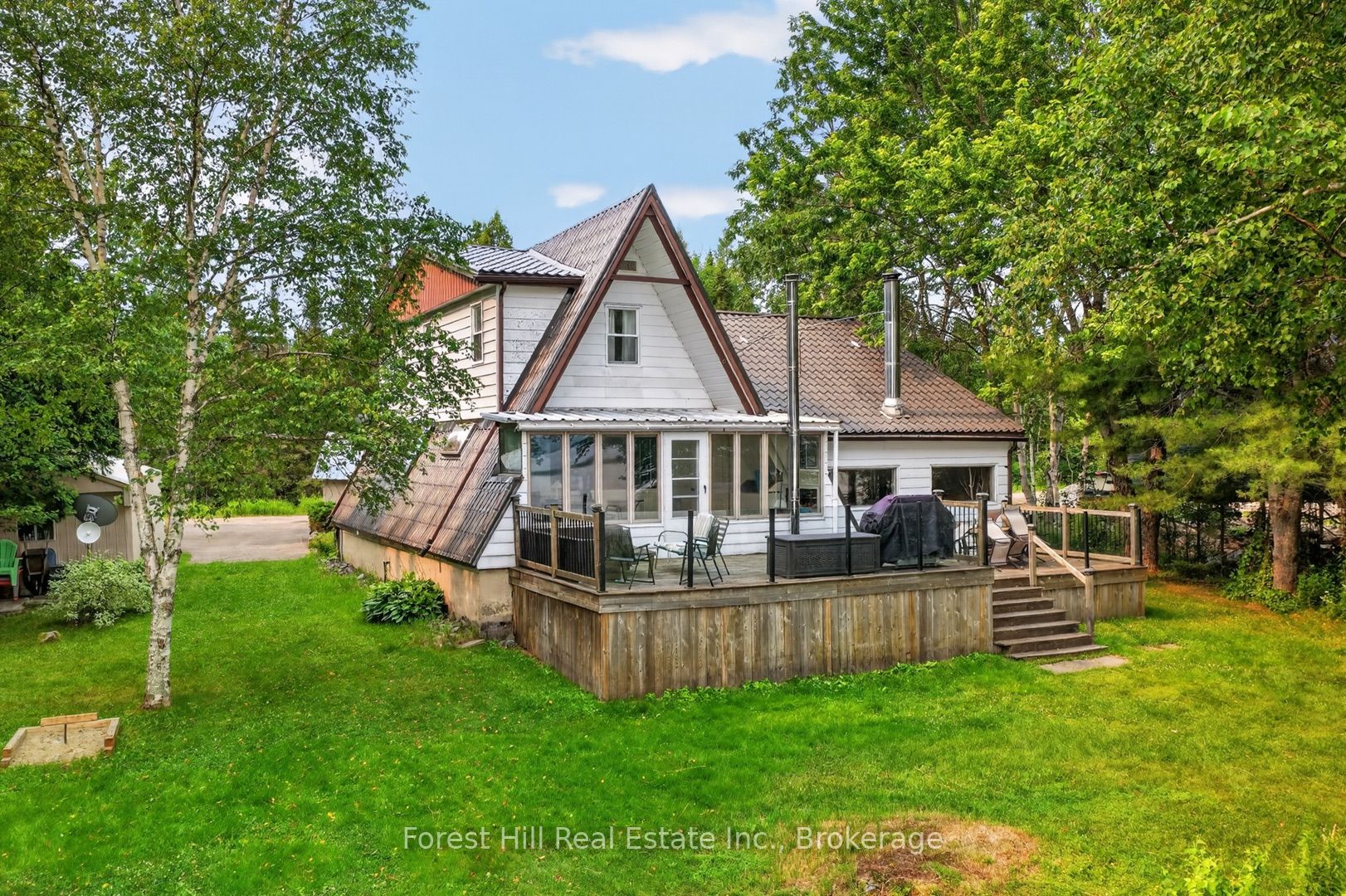 388 Crescent Road Property Photo 4