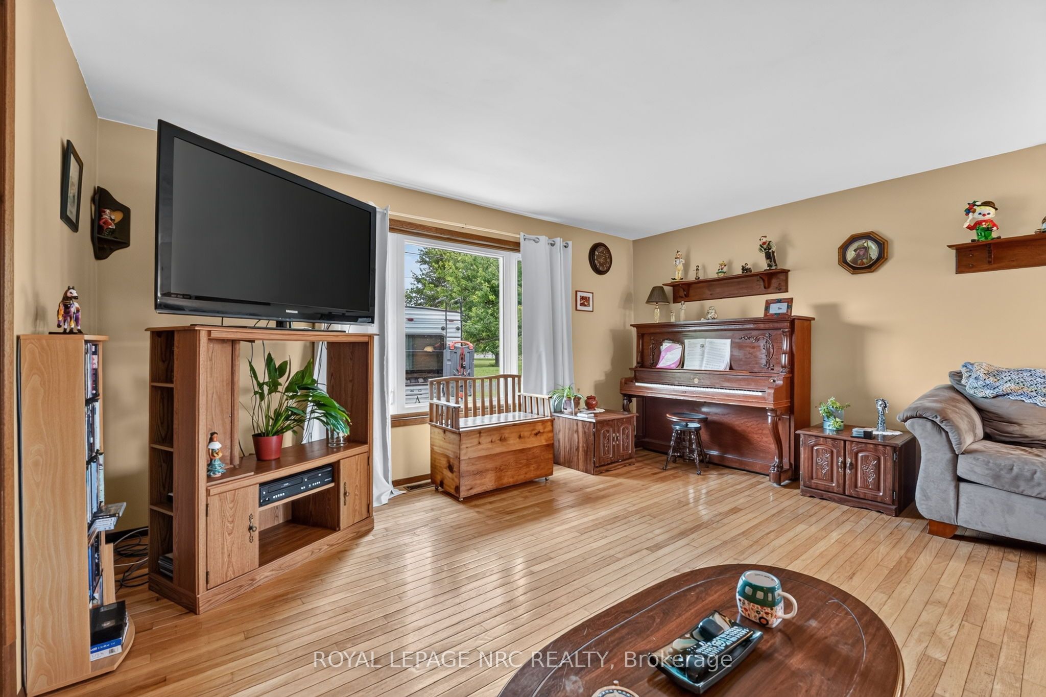 545 Belleview Boulevard Property Photo 6