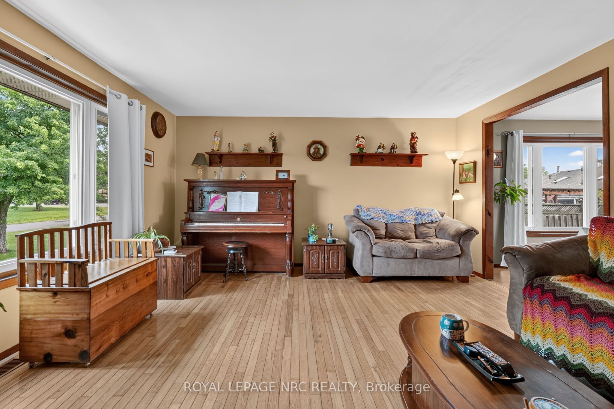 545 Belleview Boulevard Property Photo 8