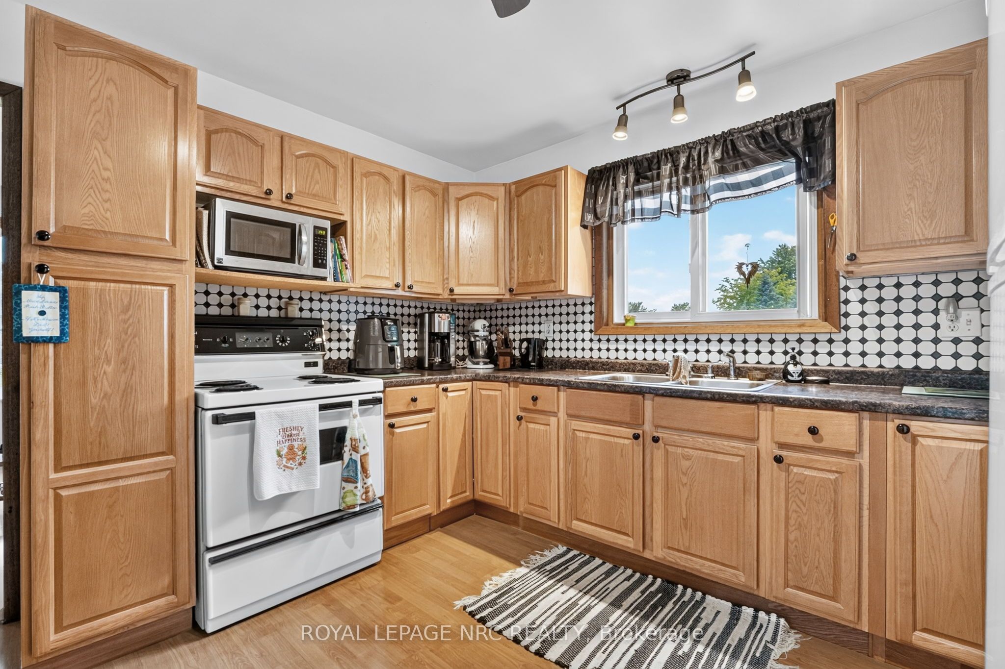 545 Belleview Boulevard Property Photo 12
