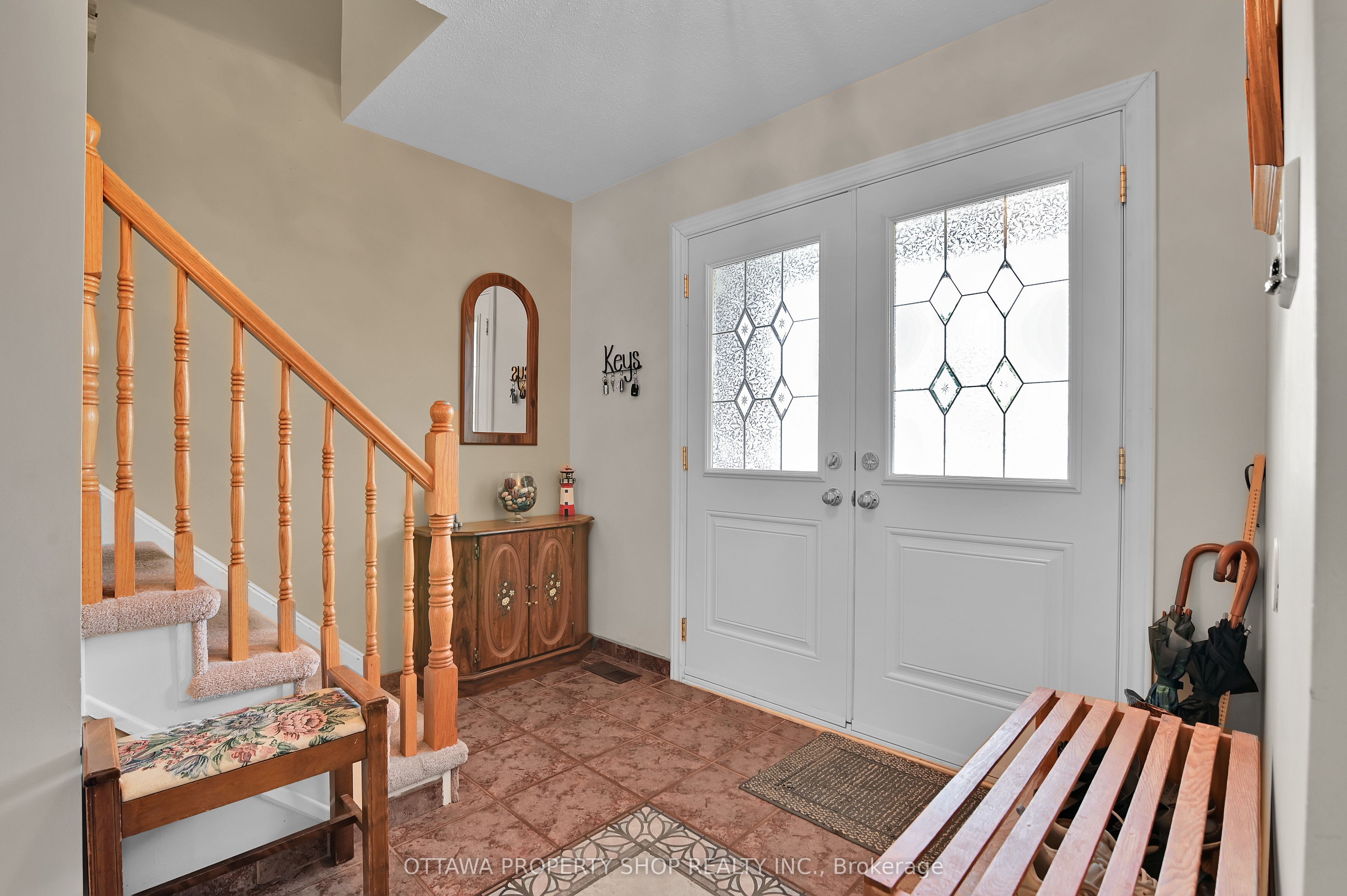 6268 Steamer Lane Property Photo 5